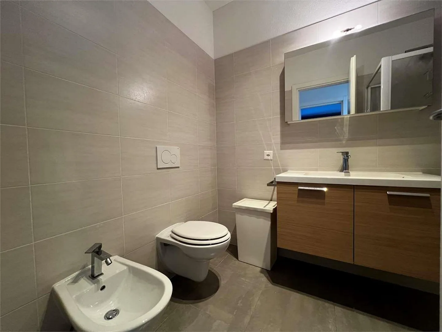 Elegante appartamento 3.5 locali a Lugano - Foto 9 di 10