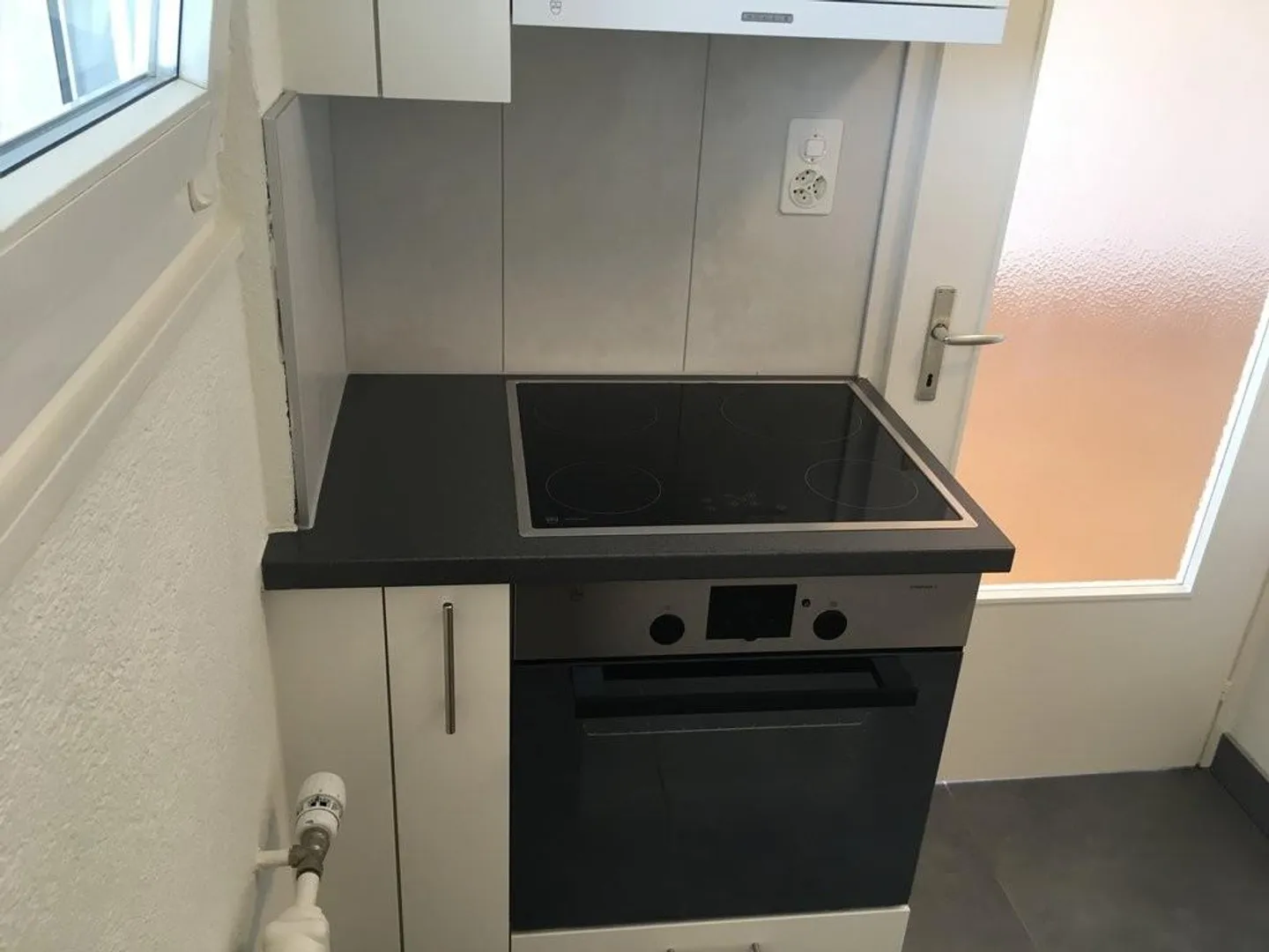 Charmant Studio avec Balcon - Photo 4 sur 6