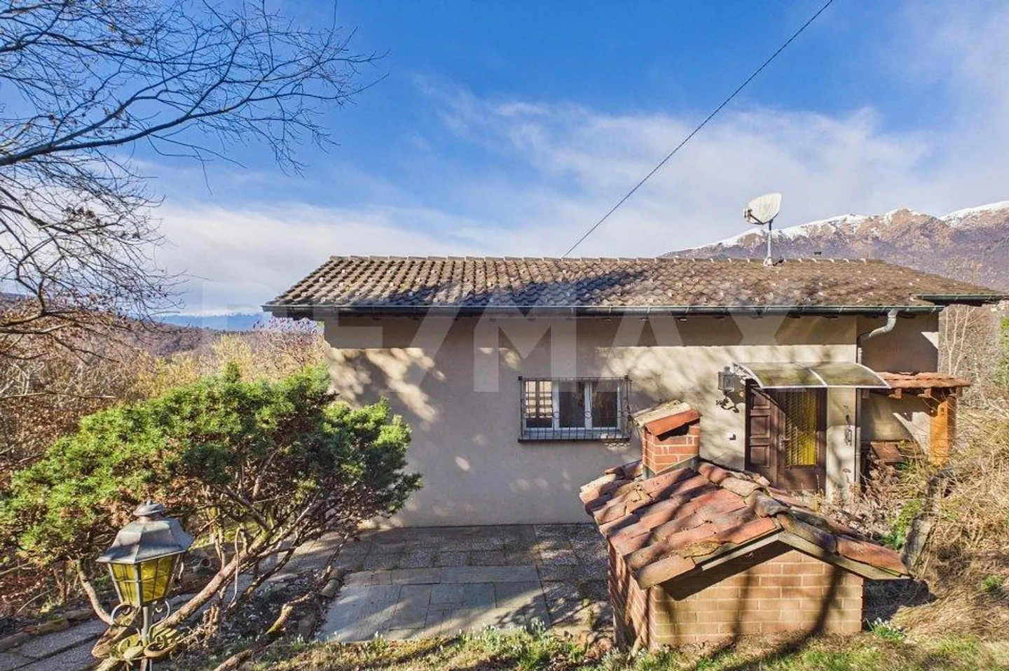 Grand jardin, vue dégagée et potentiel de valorisation polyvalent... - Photo 3 sur 13