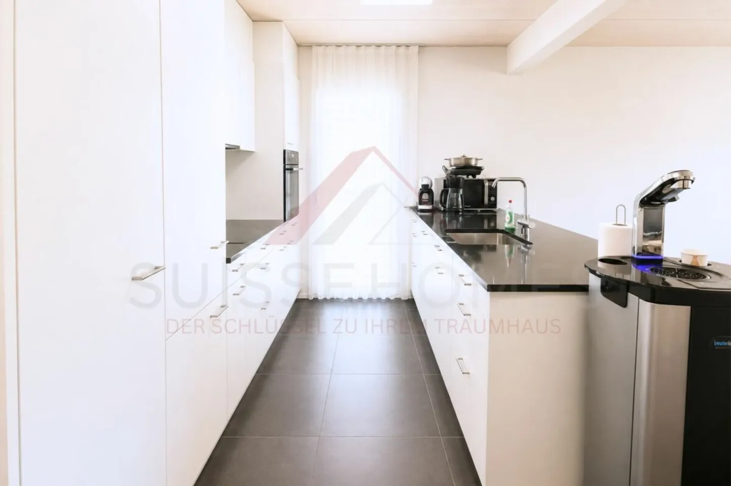 Casa a schiera 5.5 camere nuova con piscina e ampio terreno - Foto 9 di 20