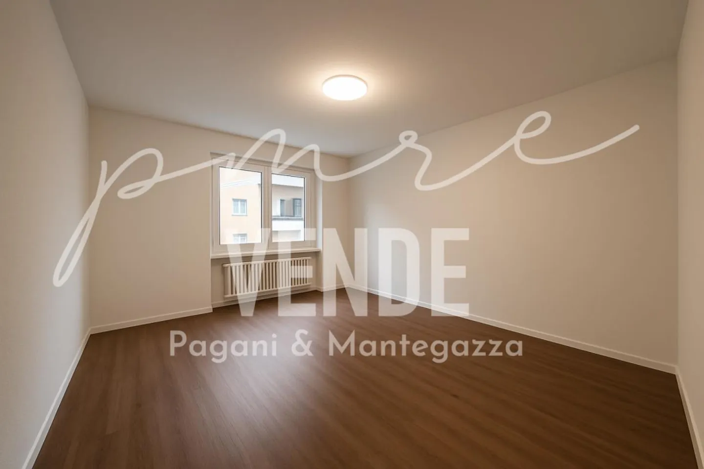 MASSAGNO | ELEGANTE PROPRIETÀ RISTRUTTURATA DI 3,5 LOCALI - Foto 5 di 10
