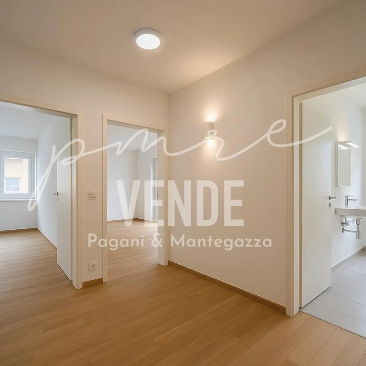 MASSAGNO | ELEGANTE PROPRIETÀ RISTRUTTURATA DI 3,5 LOCALI - Foto 1 di 10