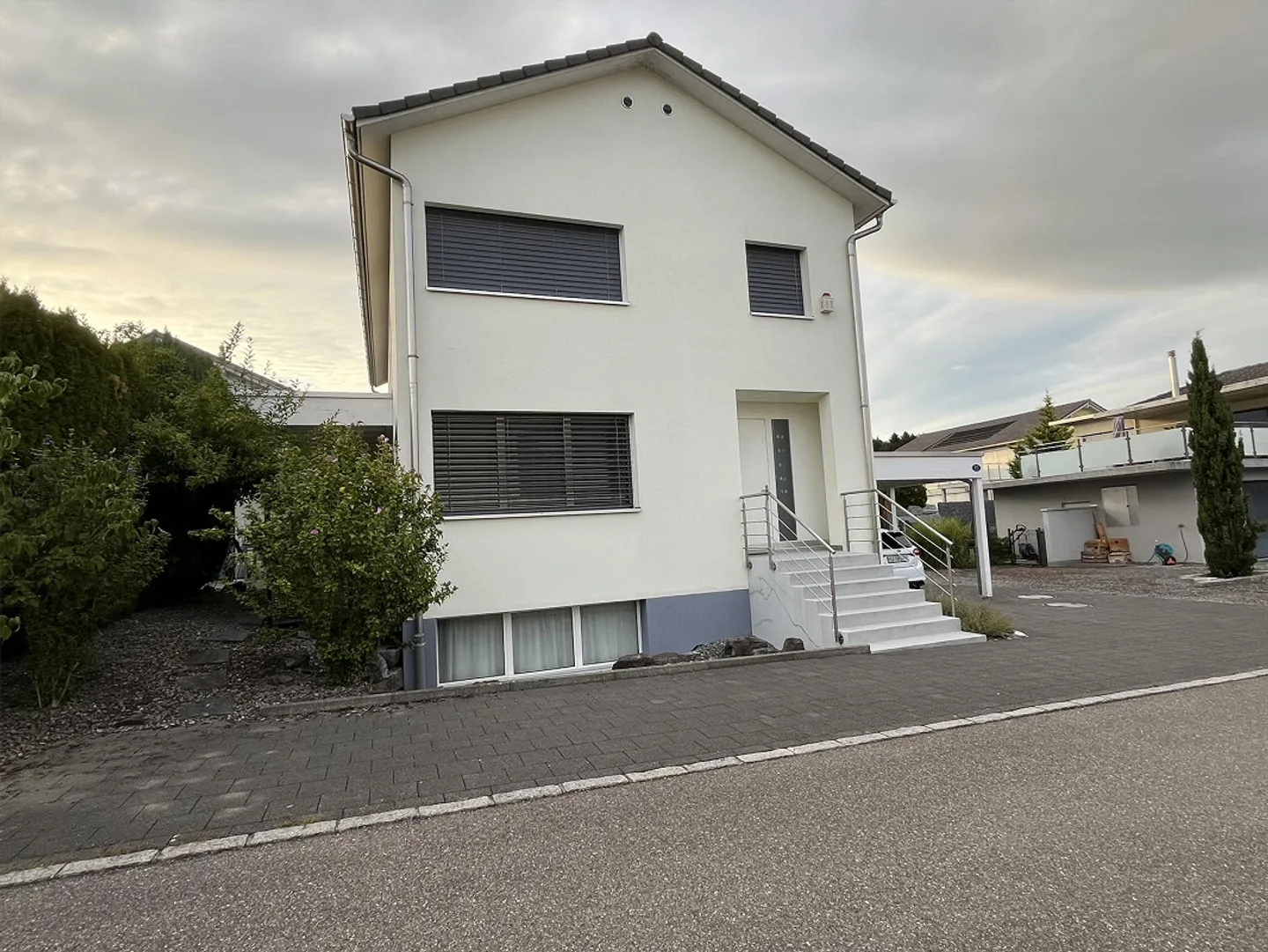 Maison individuelle de 4,5 pièces avec patio couvert - Photo 1 sur 11