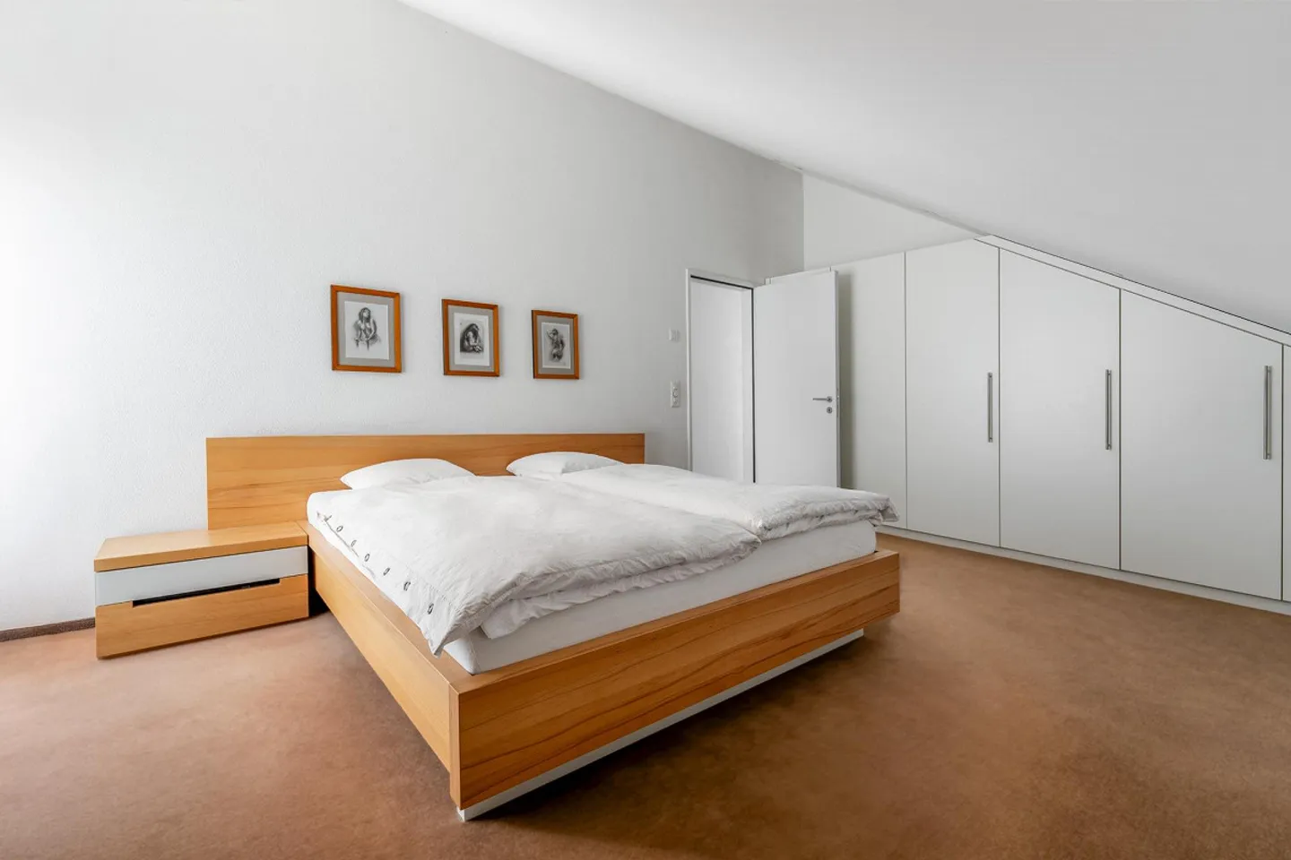 Modernes 4.5 Zimmer Attique - Foto 13 von 15