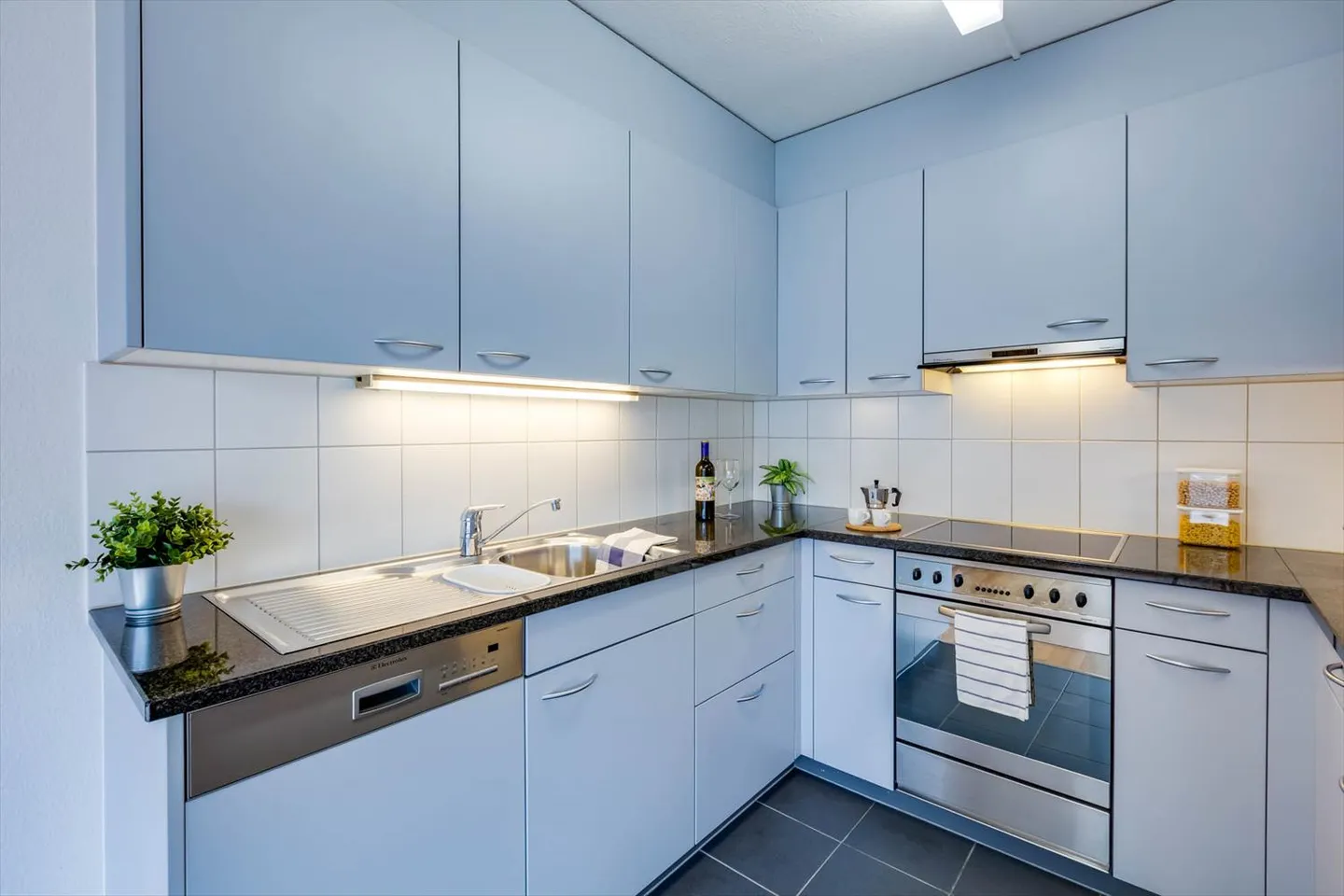 Beautiful 3.5-room apartment in a well-kept neighborhood - Photo 6 of 13
