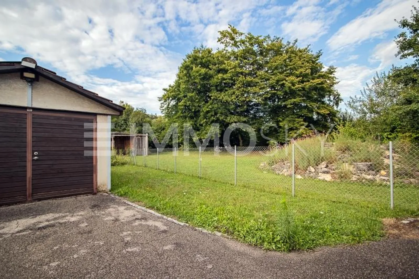 Small area, very big - Photo 3 of 6