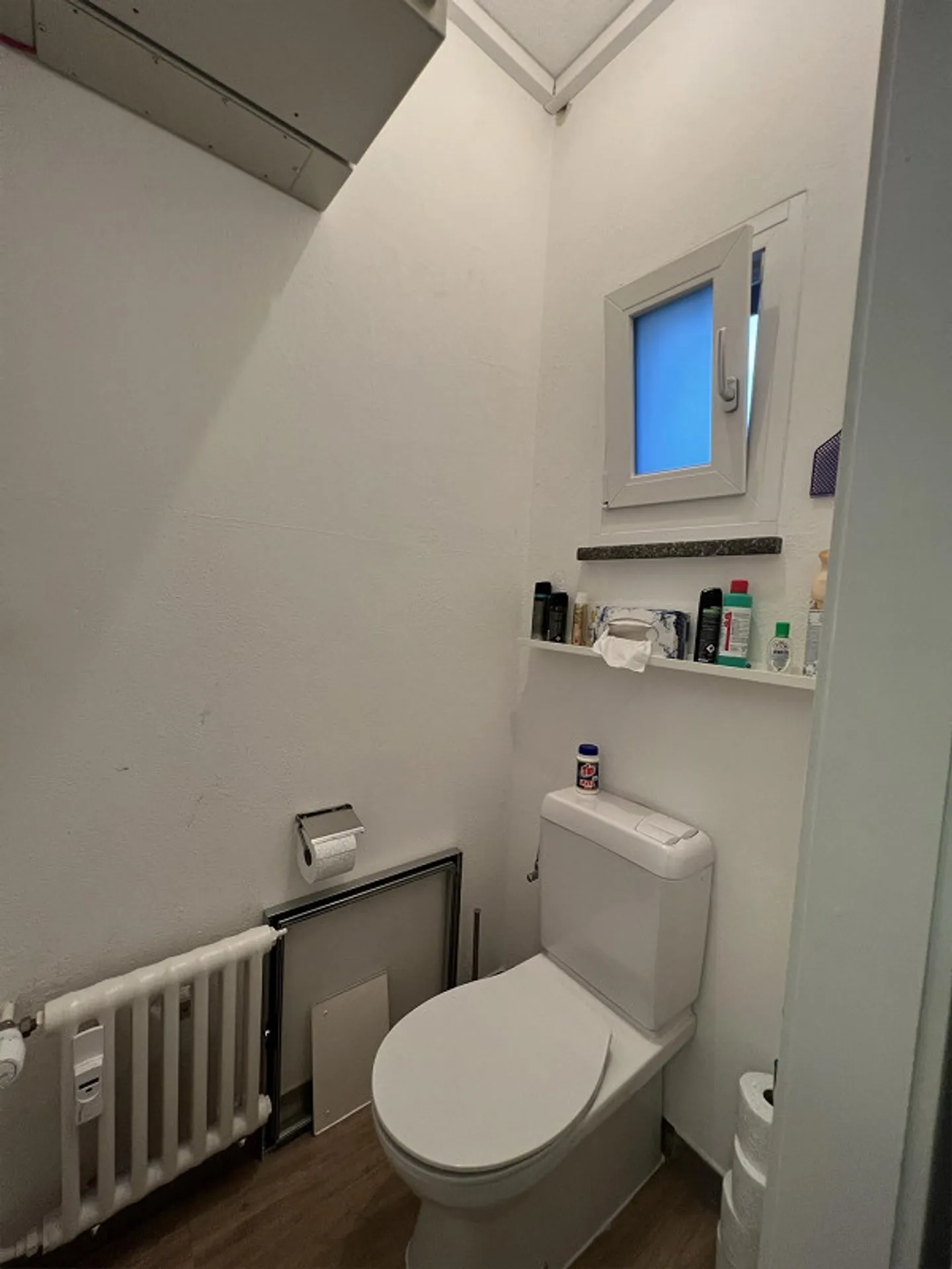 Il tuo nuovo spazio commerciale incluso spazio di stoccaggio in una posizione ottimale a Chur - Foto 13 di 22