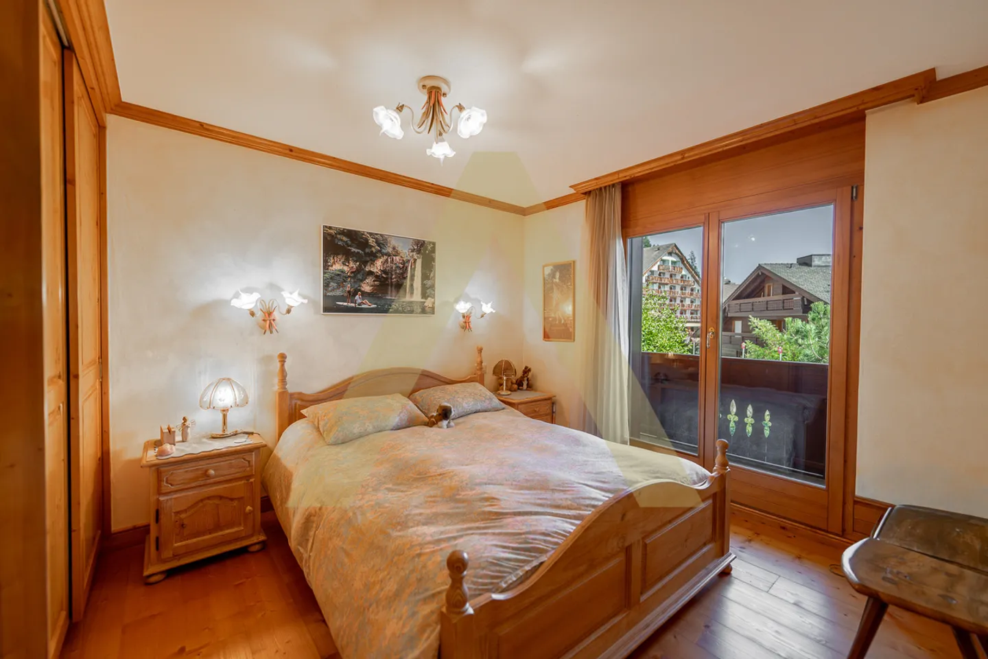 Appartamento elegante vicino al centro della località - Foto 5 di 7