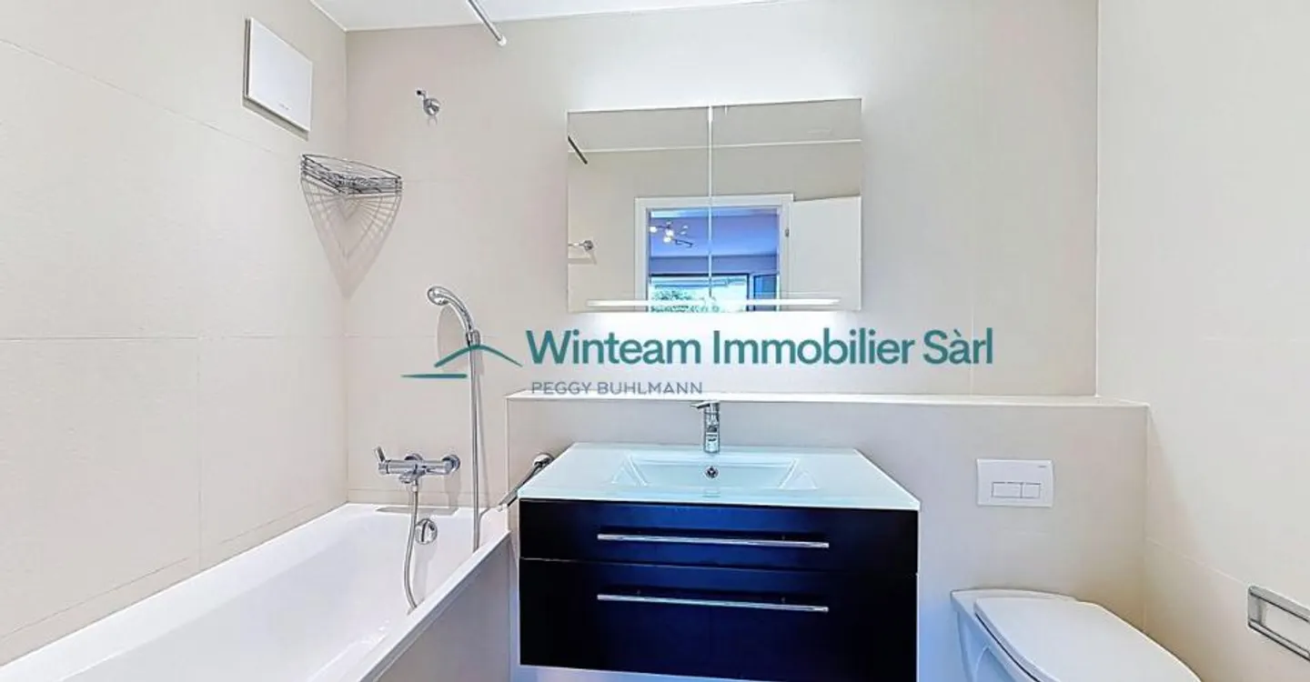 Duplex 4.5 Zimmer - Balkon, Terrasse und 80 m² privater Garten - Foto 8 von 12