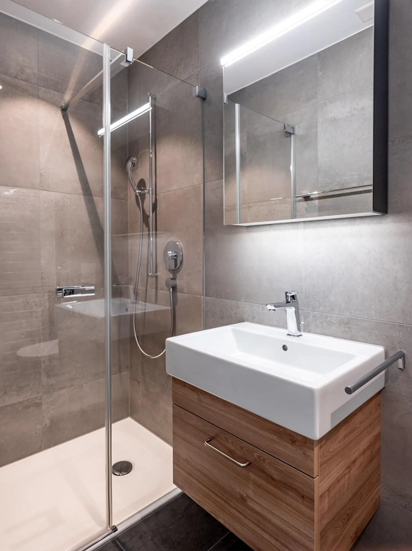 Neues Wohnglück gesucht - Top Moderne 3½- Zimmerwohnung - Photo 6 of 7