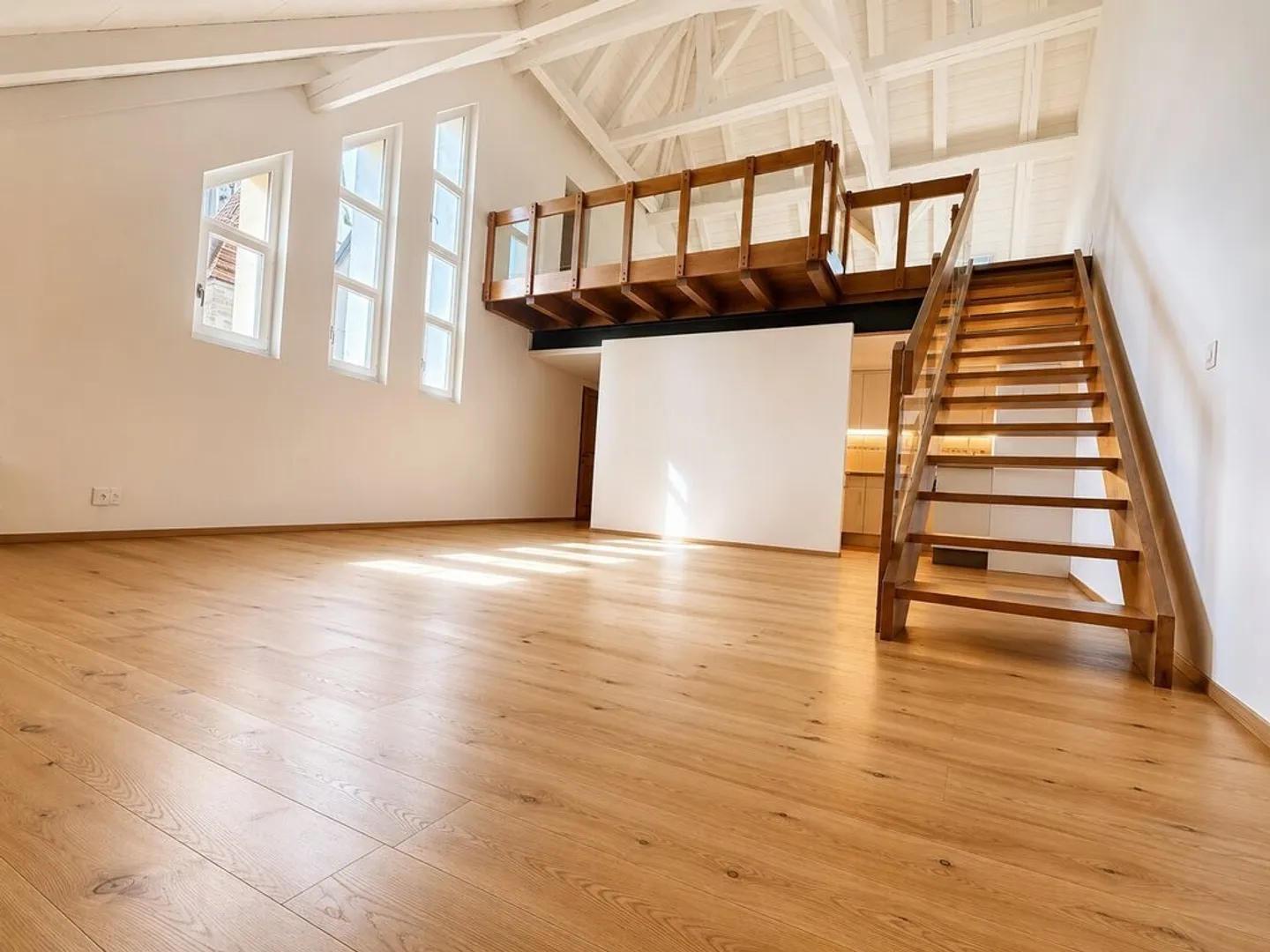 Duplex affascinante di 4,5 stanze nel cuore della città - Foto 2 di 12