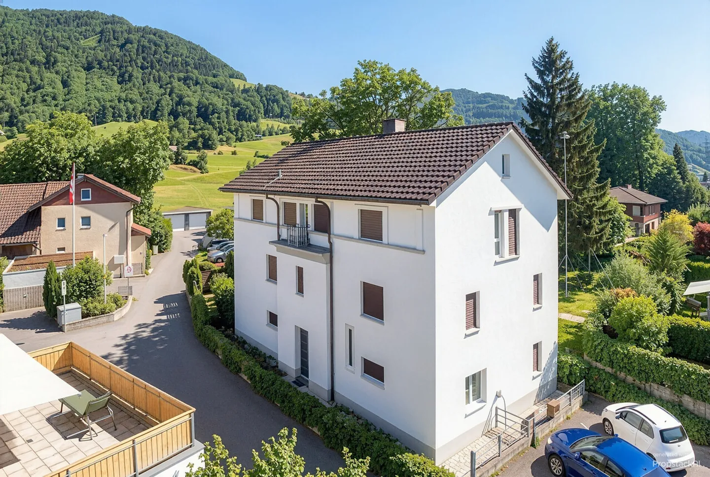 Maison multi-familiale avec jardin - Photo 4 sur 13