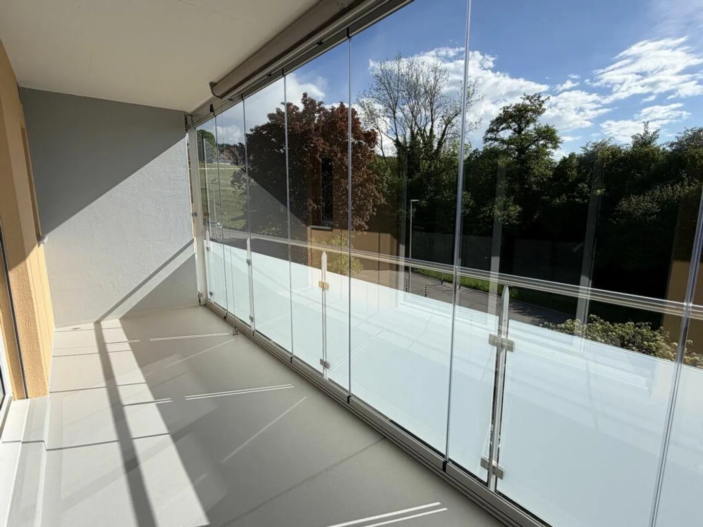 Vie compacte avec balcon vitré - Photo 1 sur 7