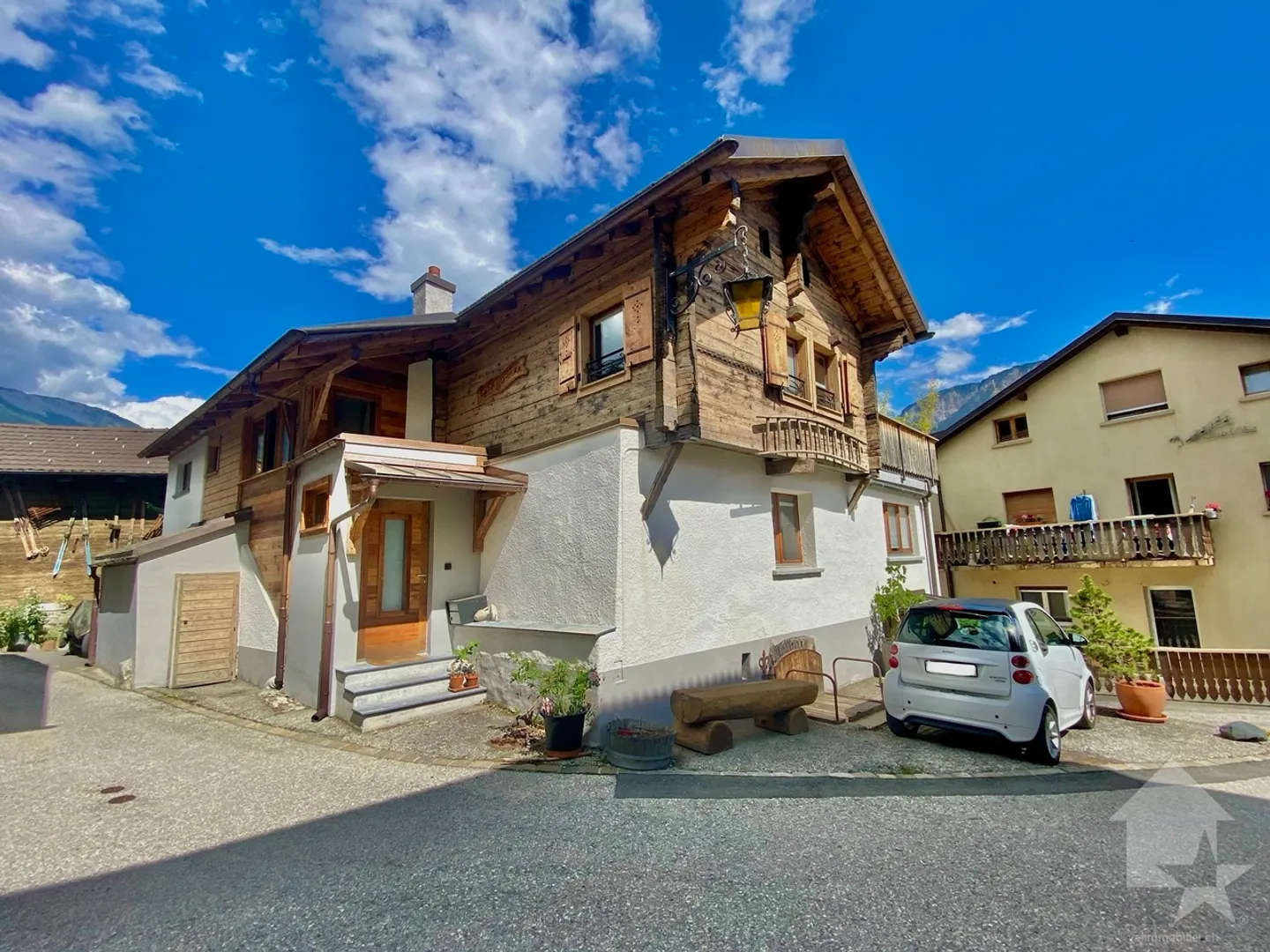 Casa 5.5 stanze - Foto 1 di 24