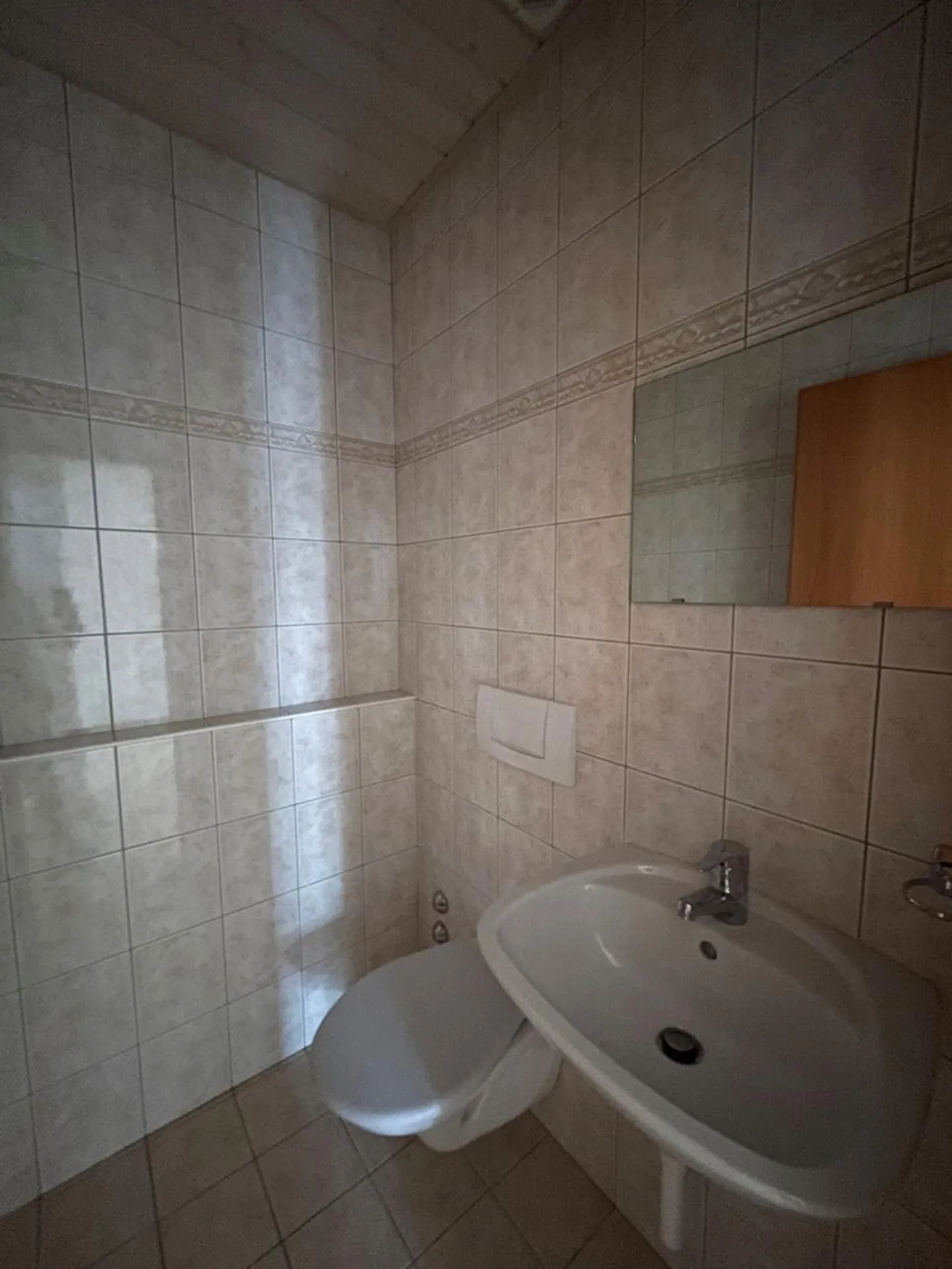 Appartement spacieux avec balcons - Photo 8 sur 12