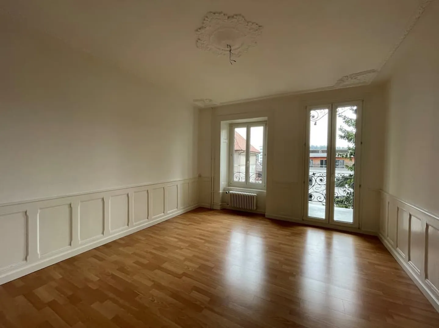 Appartement spacieux avec balcons - Photo 9 sur 12