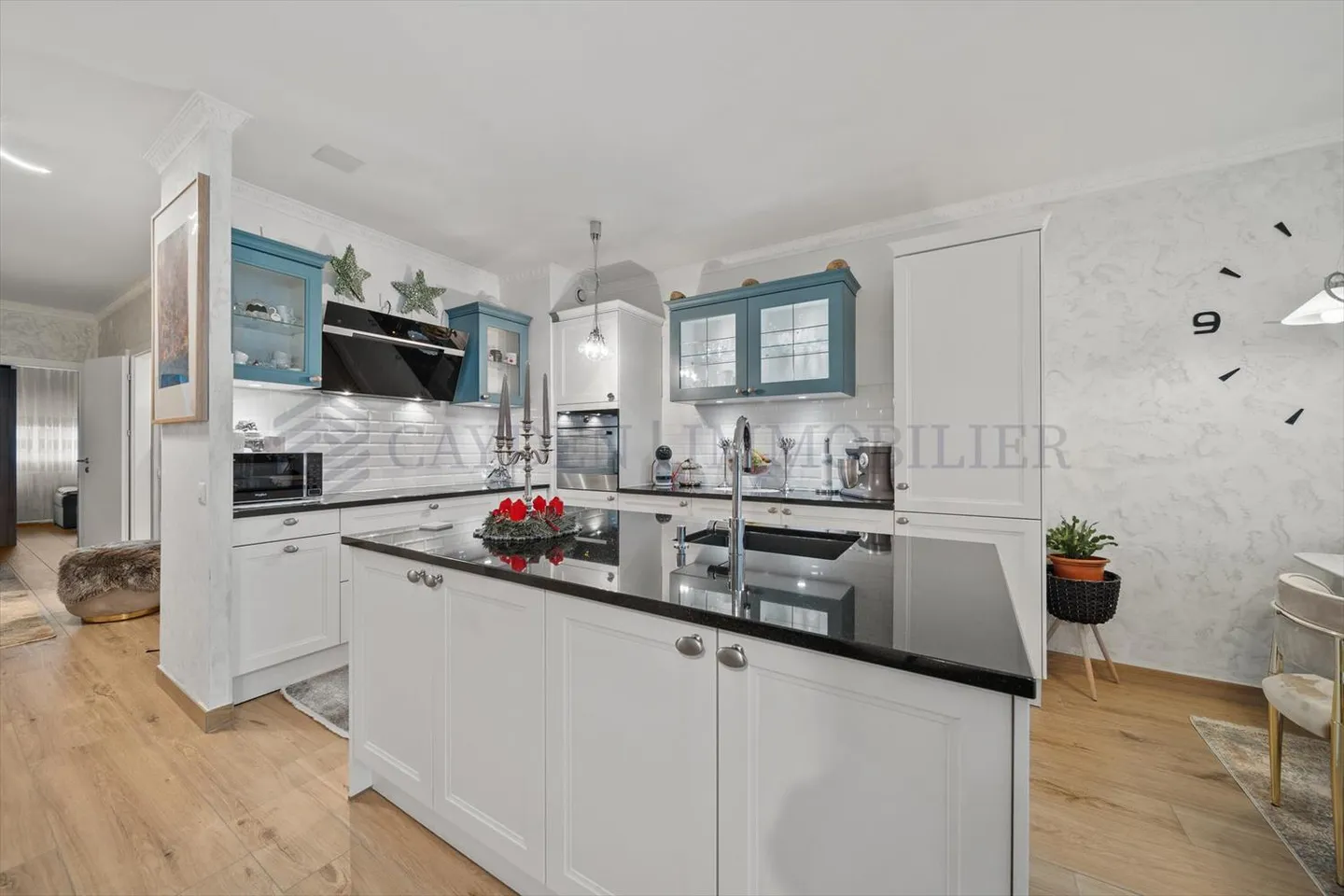 Magnifico appartamento di 4,5 stanze con balcone, vantaggio Casatax! - Foto 2 di 12