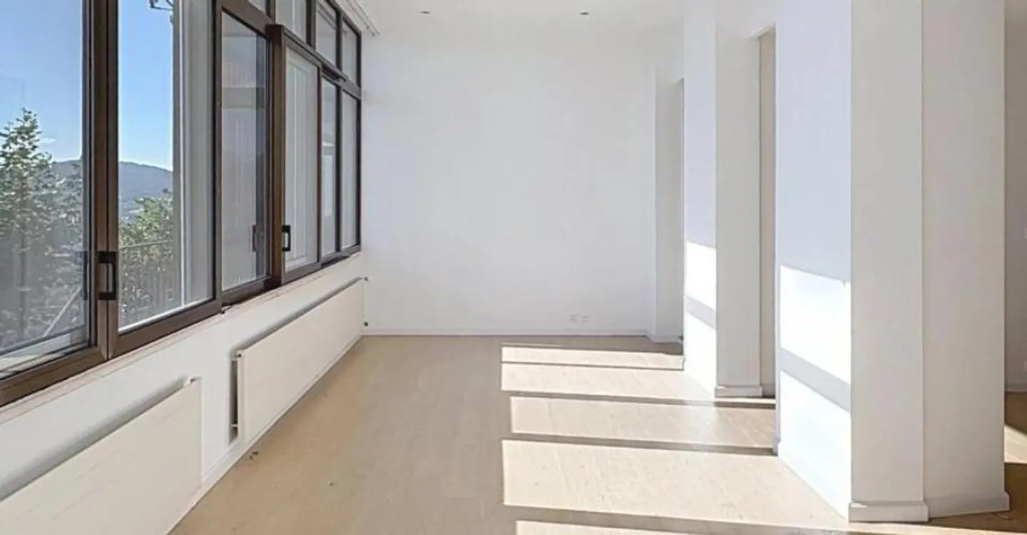 Geräumige Wohnung mit Seeblick - Foto 3 von 10