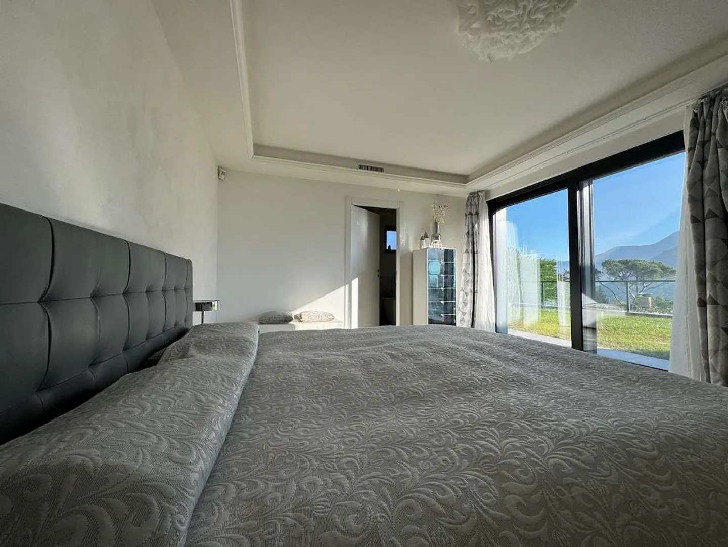 Villa ultra-moderna nei pressi di TASIS - Foto 8 di 13