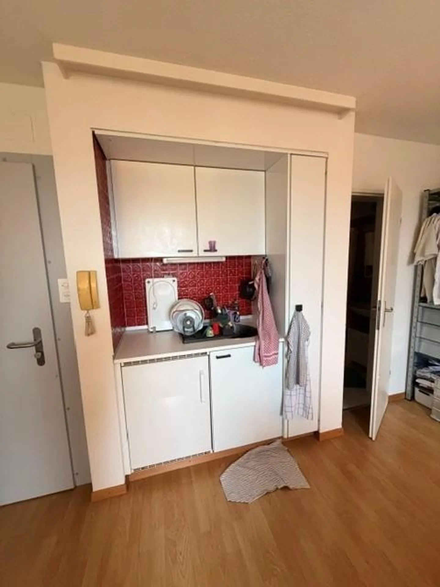 Studio nel quartiere alla moda di Wipkingen - Foto 4 di 5