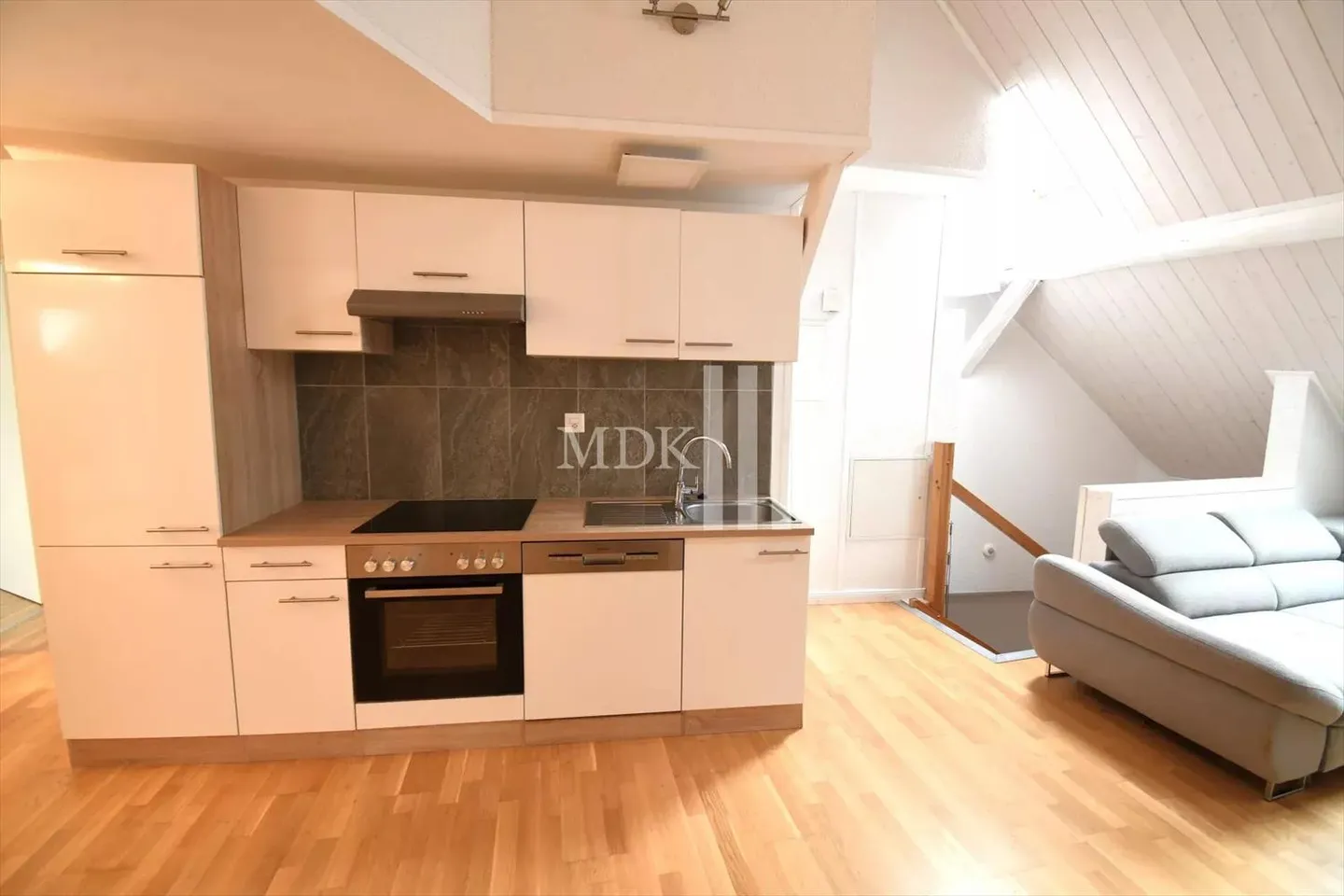 Appartement 4.5 pièces - Photo 3 sur 8