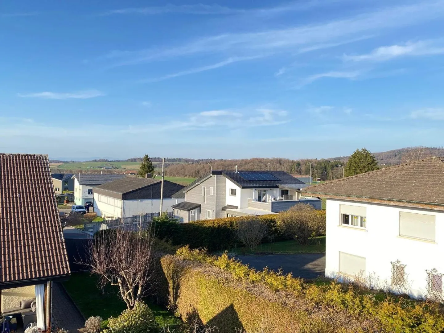 Belle Maison Familiale Rénovée - Photo 3 sur 13
