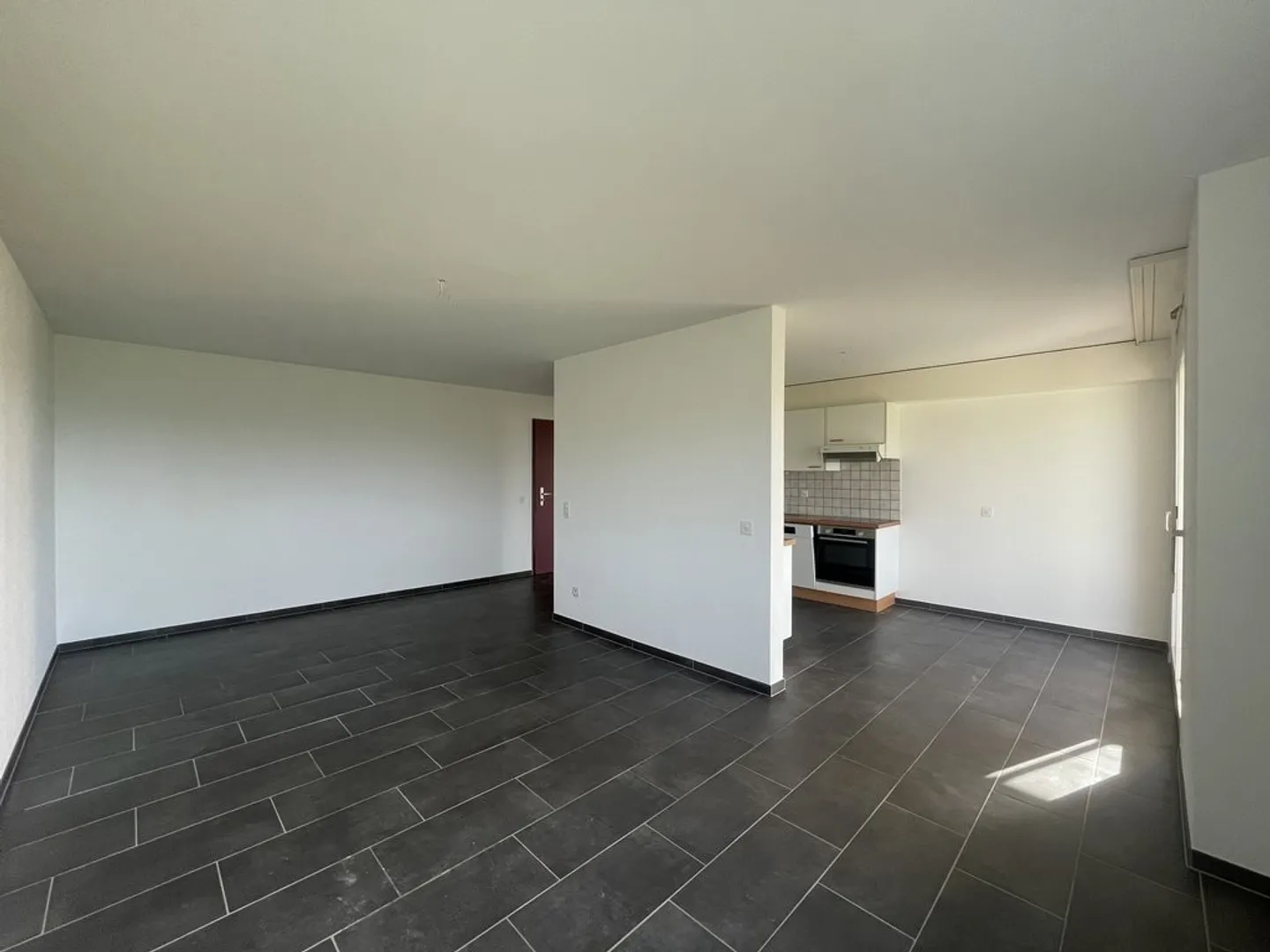 CORMEROD (DE) - 2,5 Zimmer im 1. Stock - Foto 3 von 8