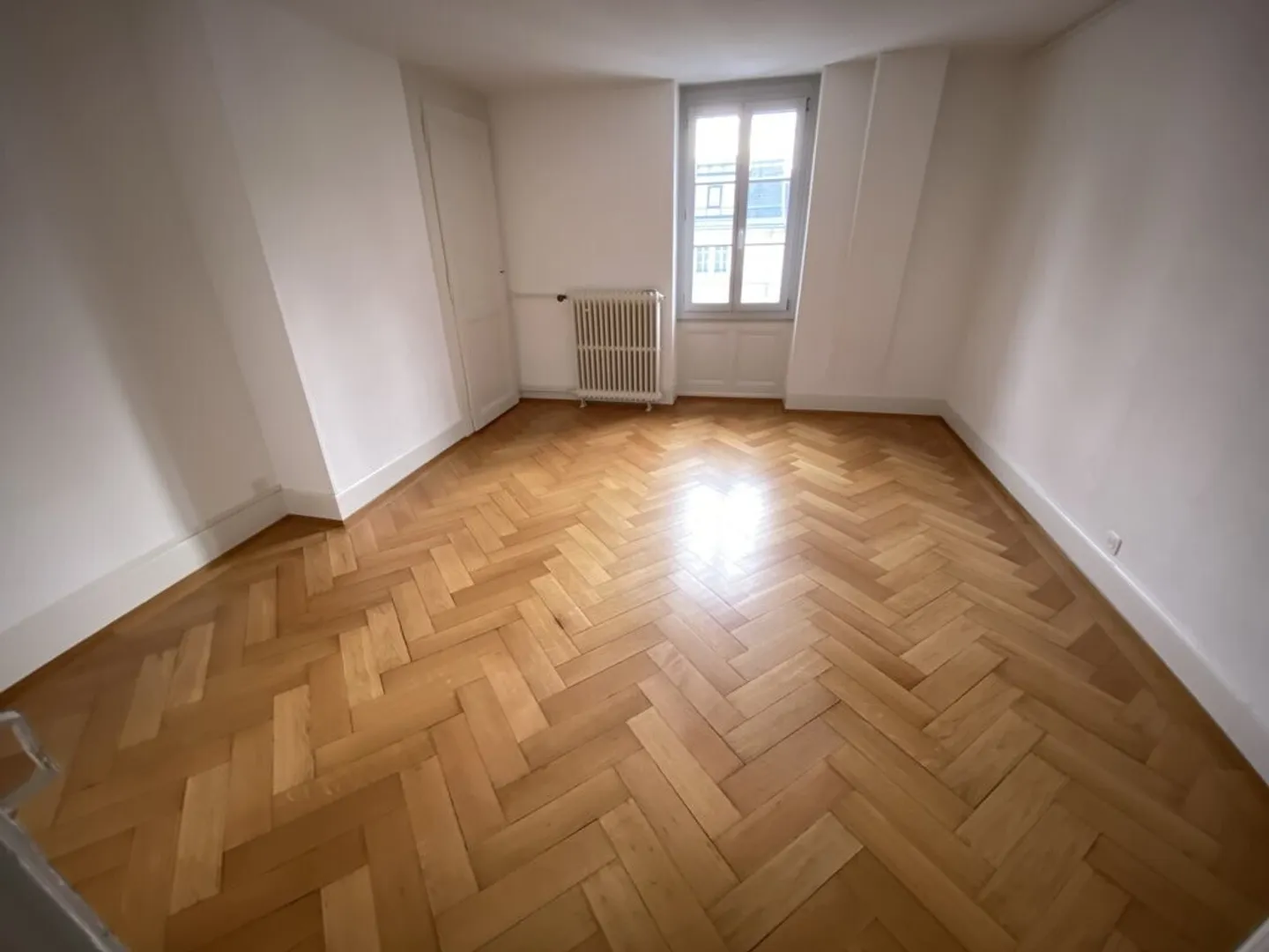 Ideale situato nel cuore del centro città! - Foto 6 di 7