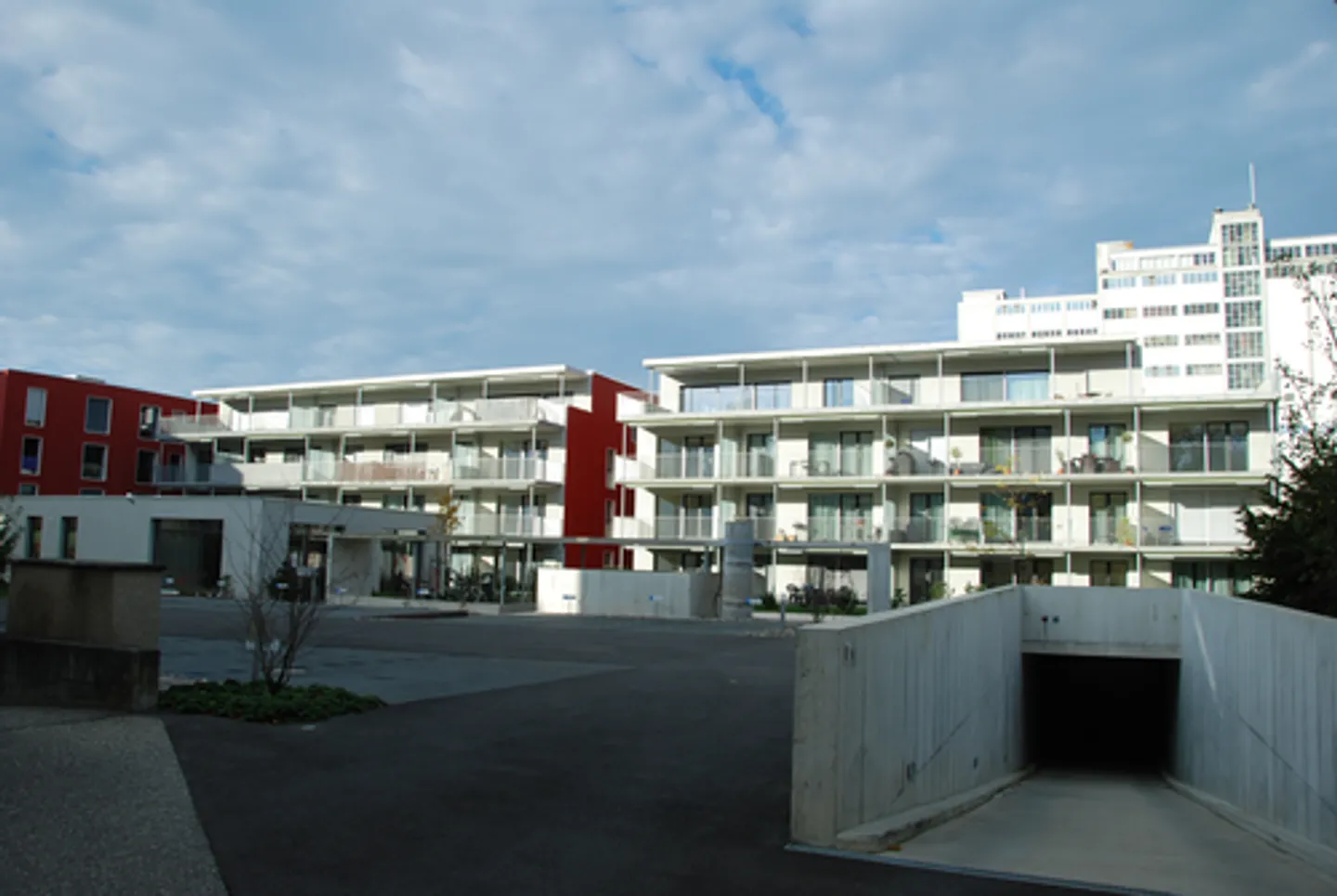 Vous cherchez une place de stationnement à la gare de Herzogenbuchsee ? - Photo 1 sur 1