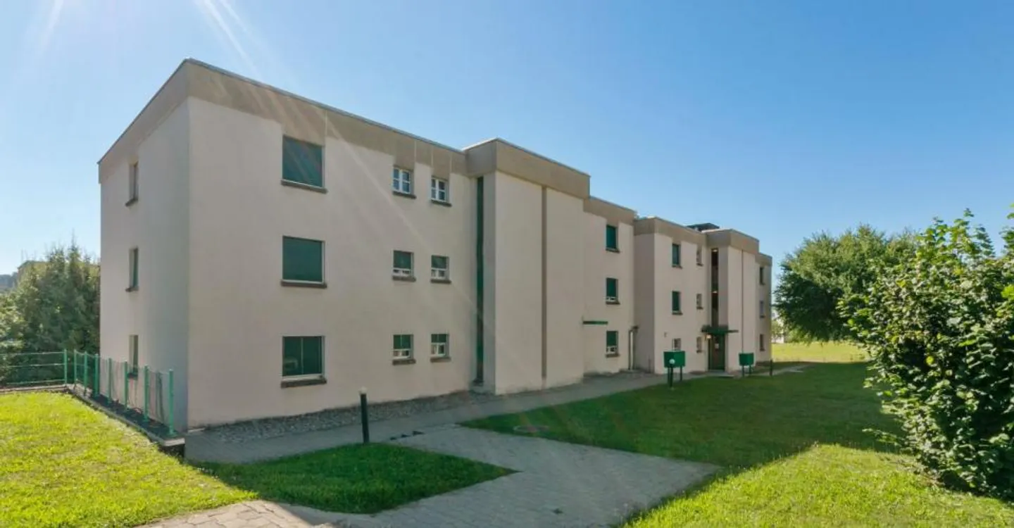 Bellissimo appartamento in una zona tranquilla - Foto 1 di 6