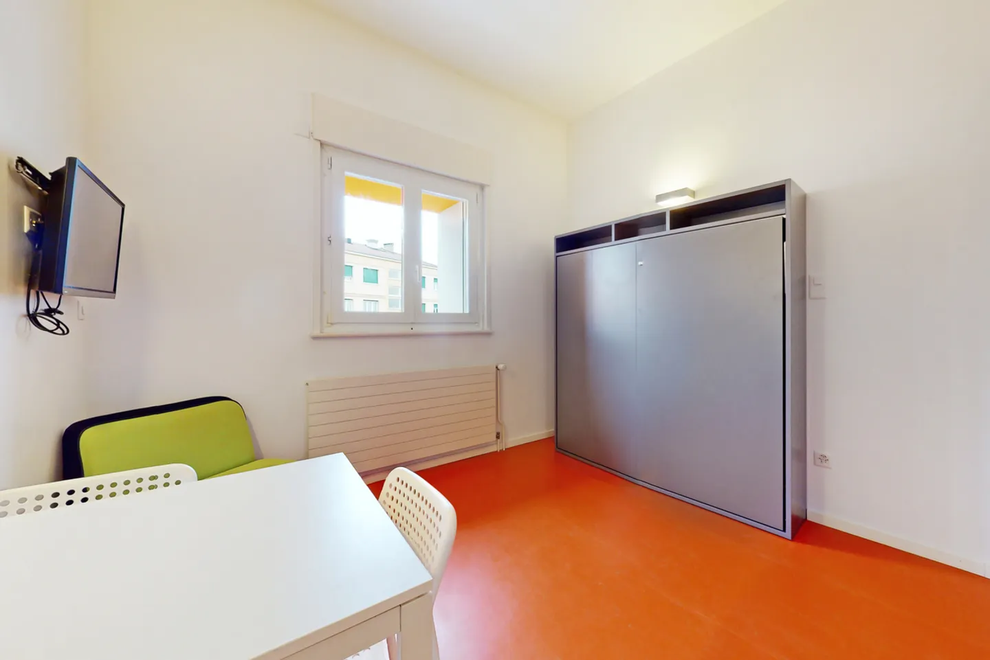 A furnished studio - CHF 300.00 voucher offered! - Photo 4 of 8