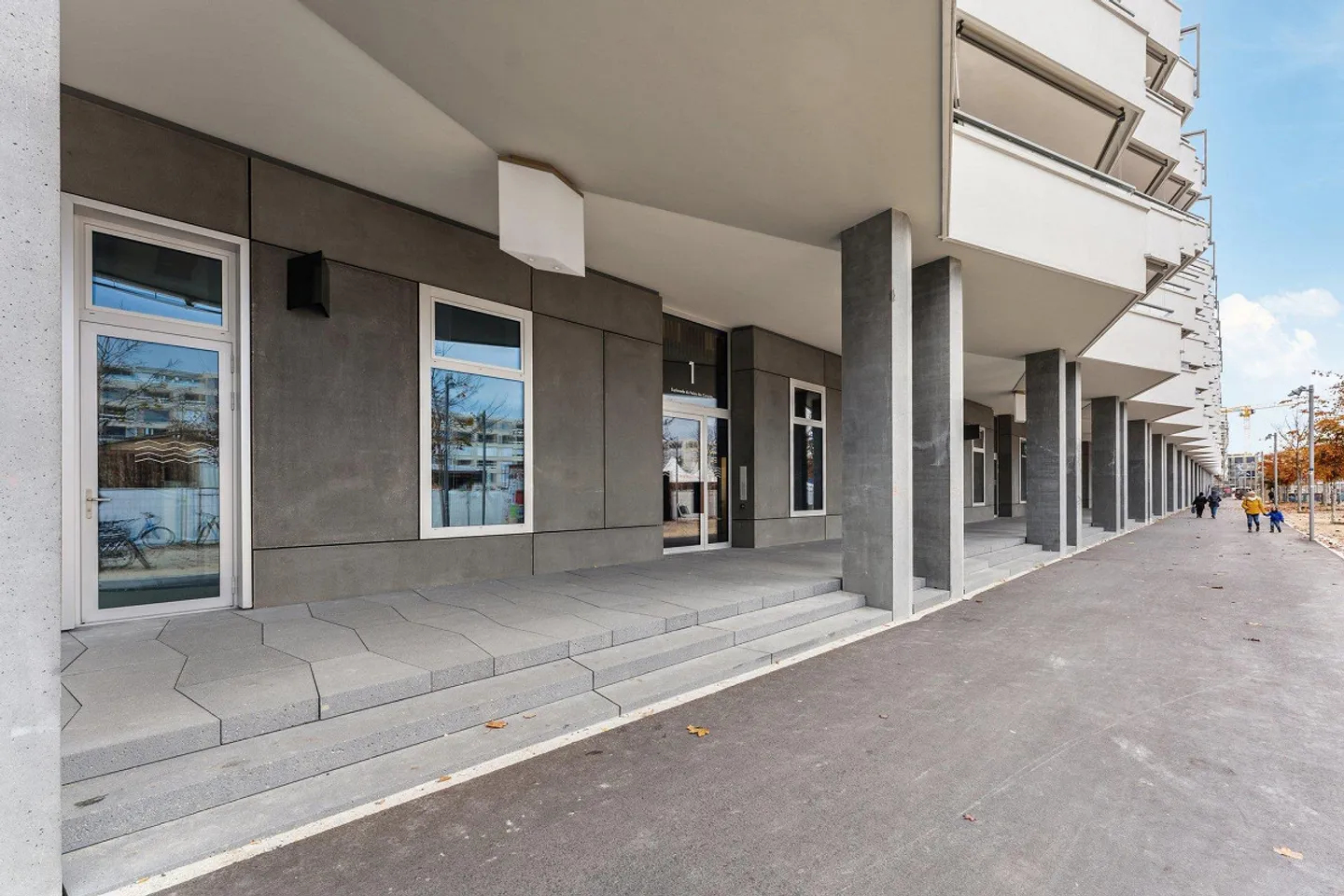 Your new business at the pulse of Biel - Photo 1 of 4