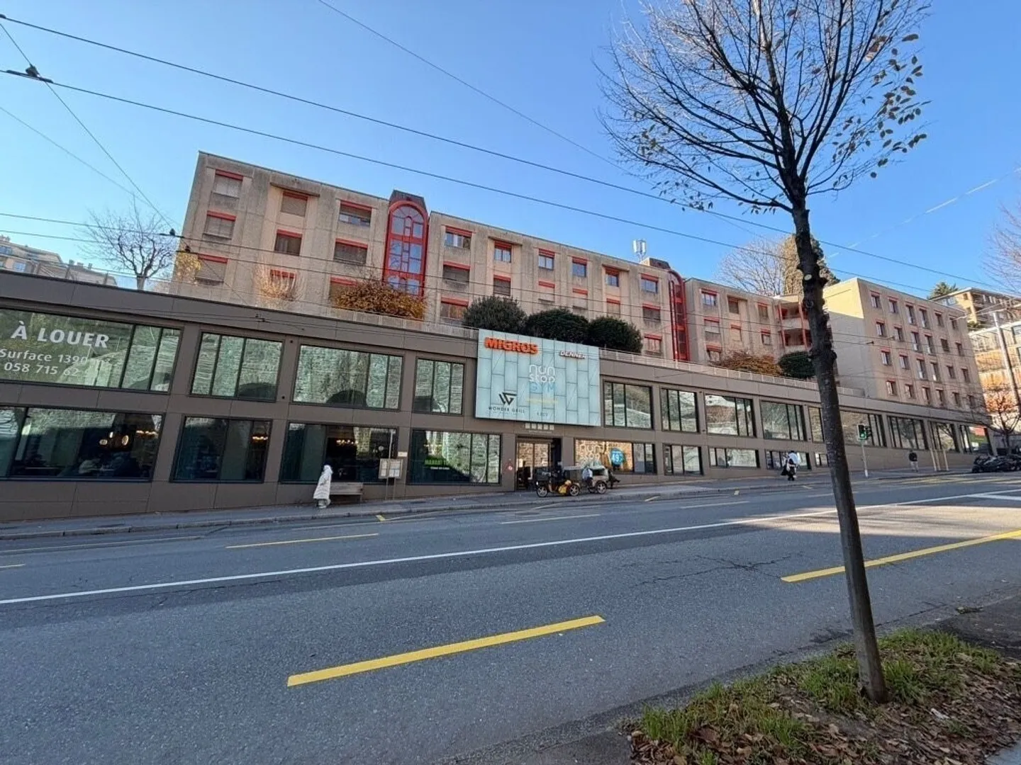 Superficie luminosa e versatile di 572m2 nel cuore di Losanna - Foto 1 di 3