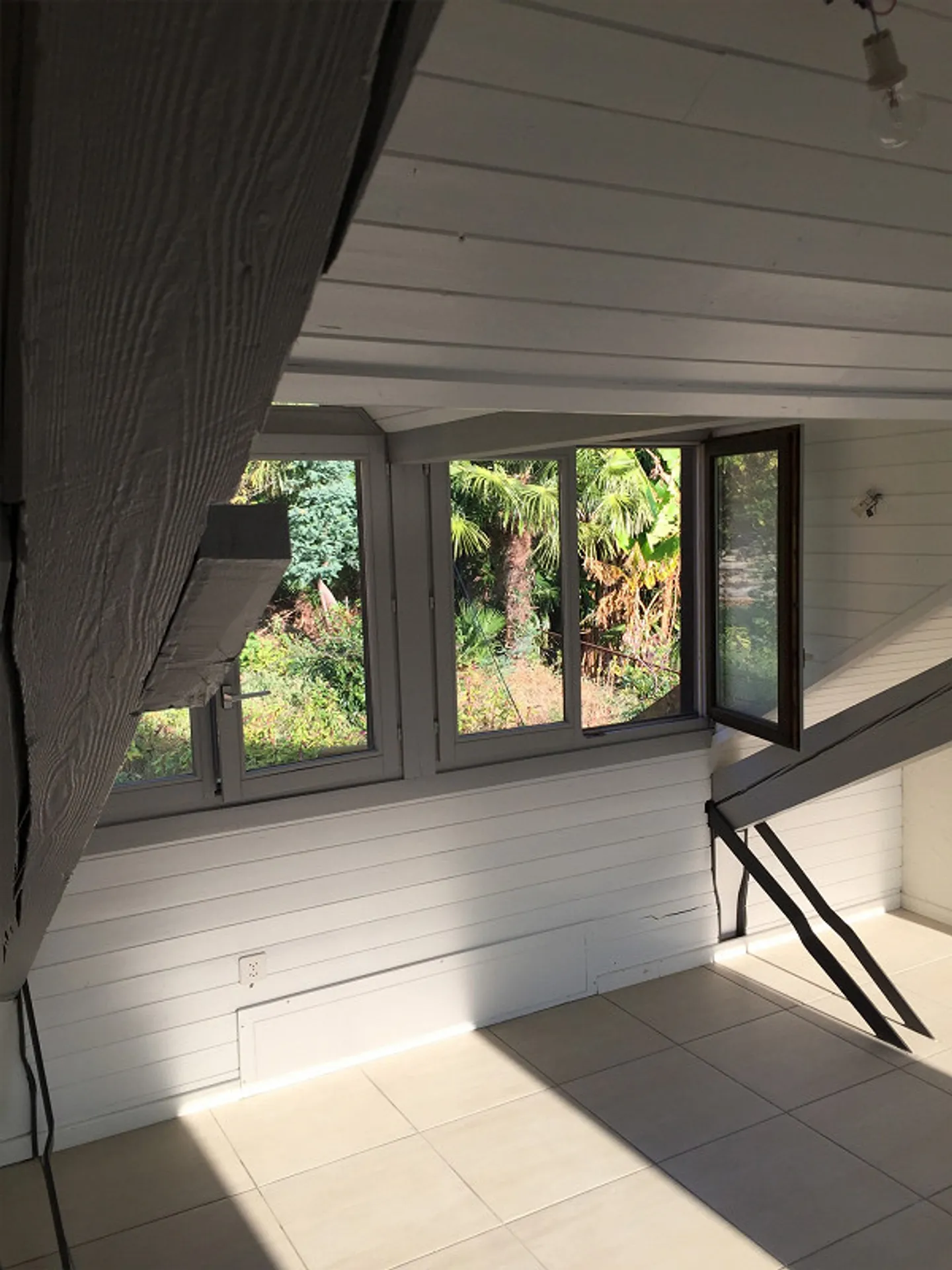 Brissago; 2.5 Dachwohnung mit Terrasse - Foto 6 von 16