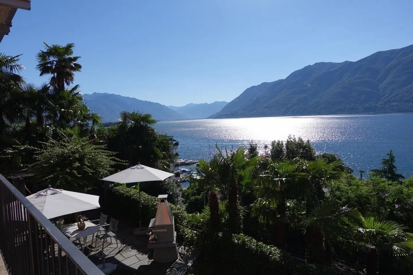 Brissago; 2.5 Dachwohnung mit Terrasse - Foto 2 von 16