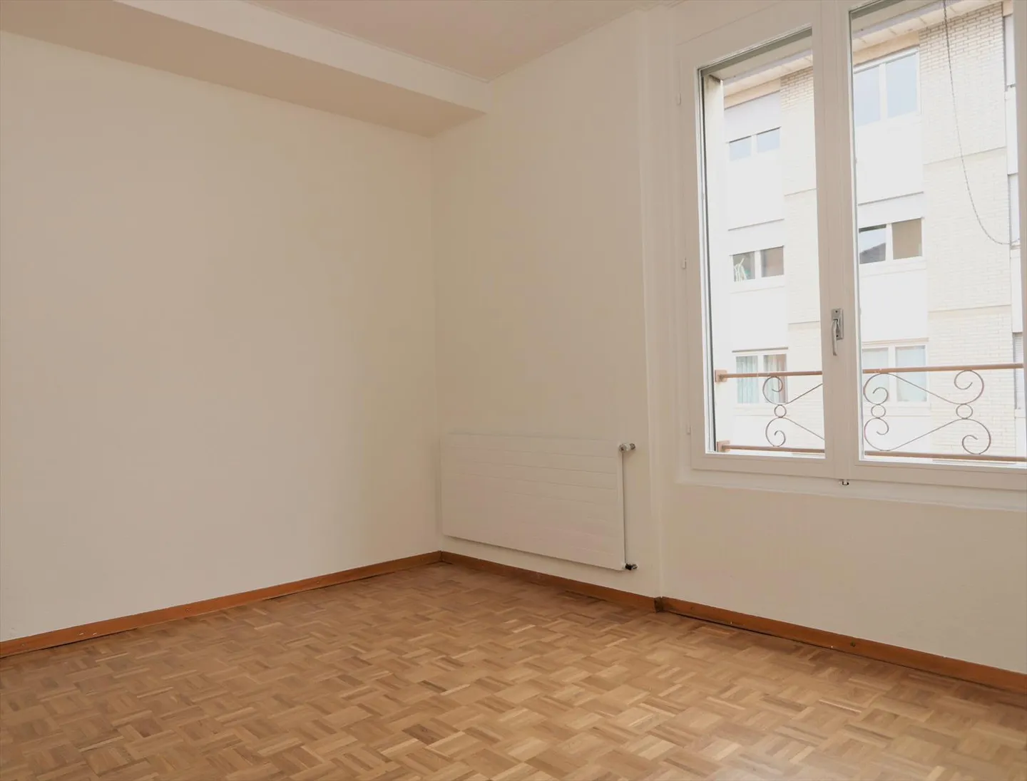 Wohnung mit 4 Zimmern in Pâquis - Foto 8 von 13