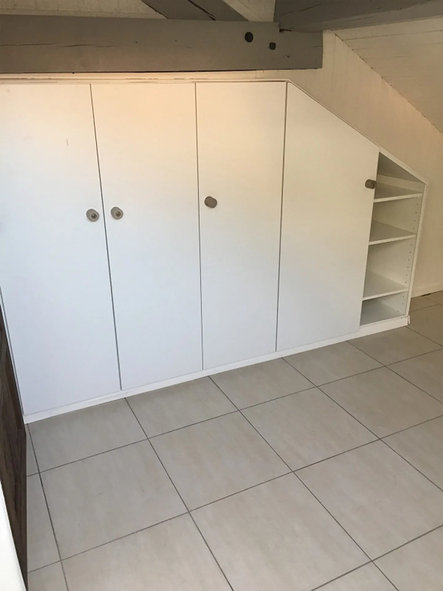 Brissago; 2.5 Dachwohnung mit Terrasse - Foto 10 von 16