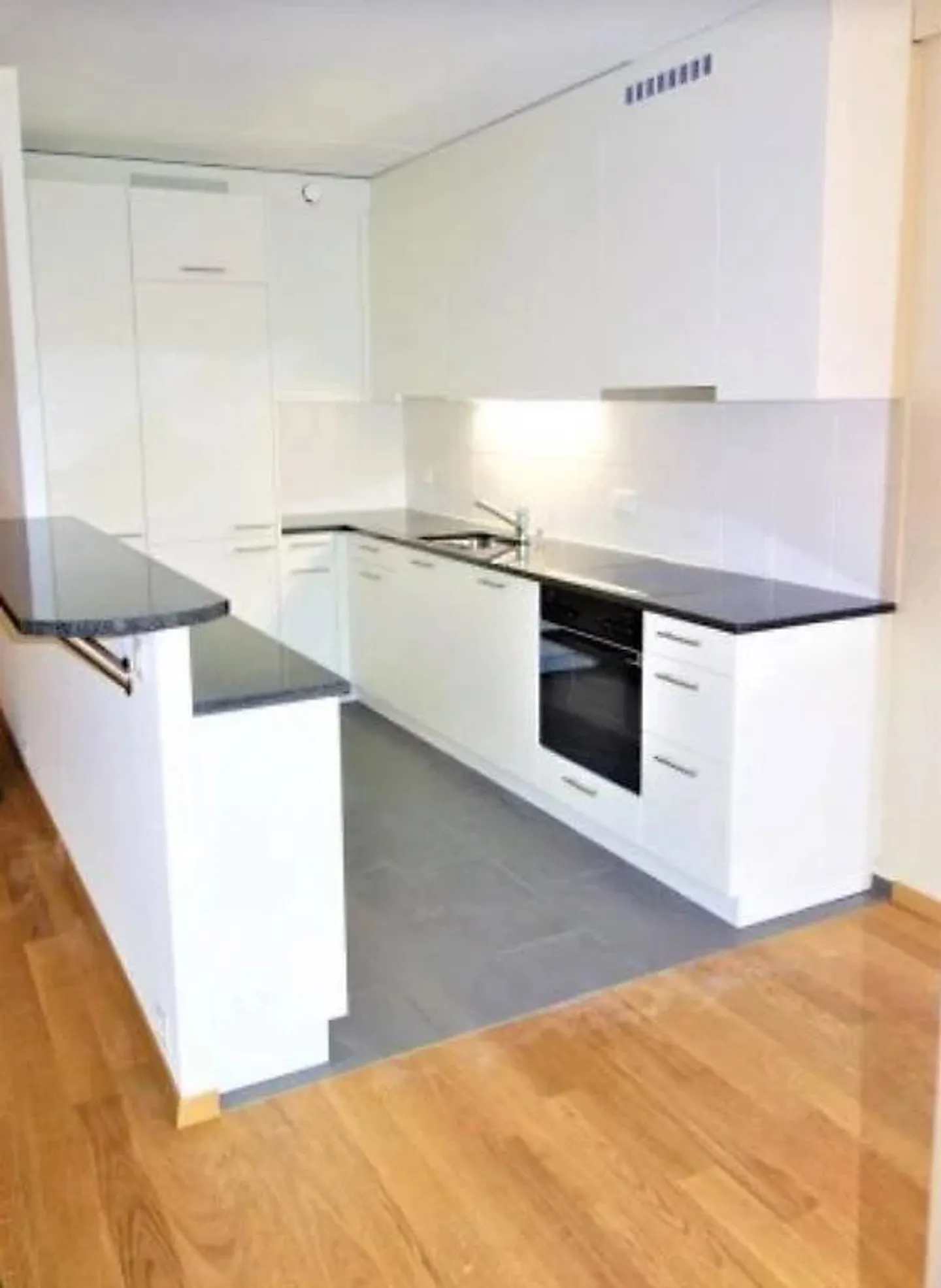 Appartamento 5,5 locali situato a Chêne Bougeries - Foto 1 di 4