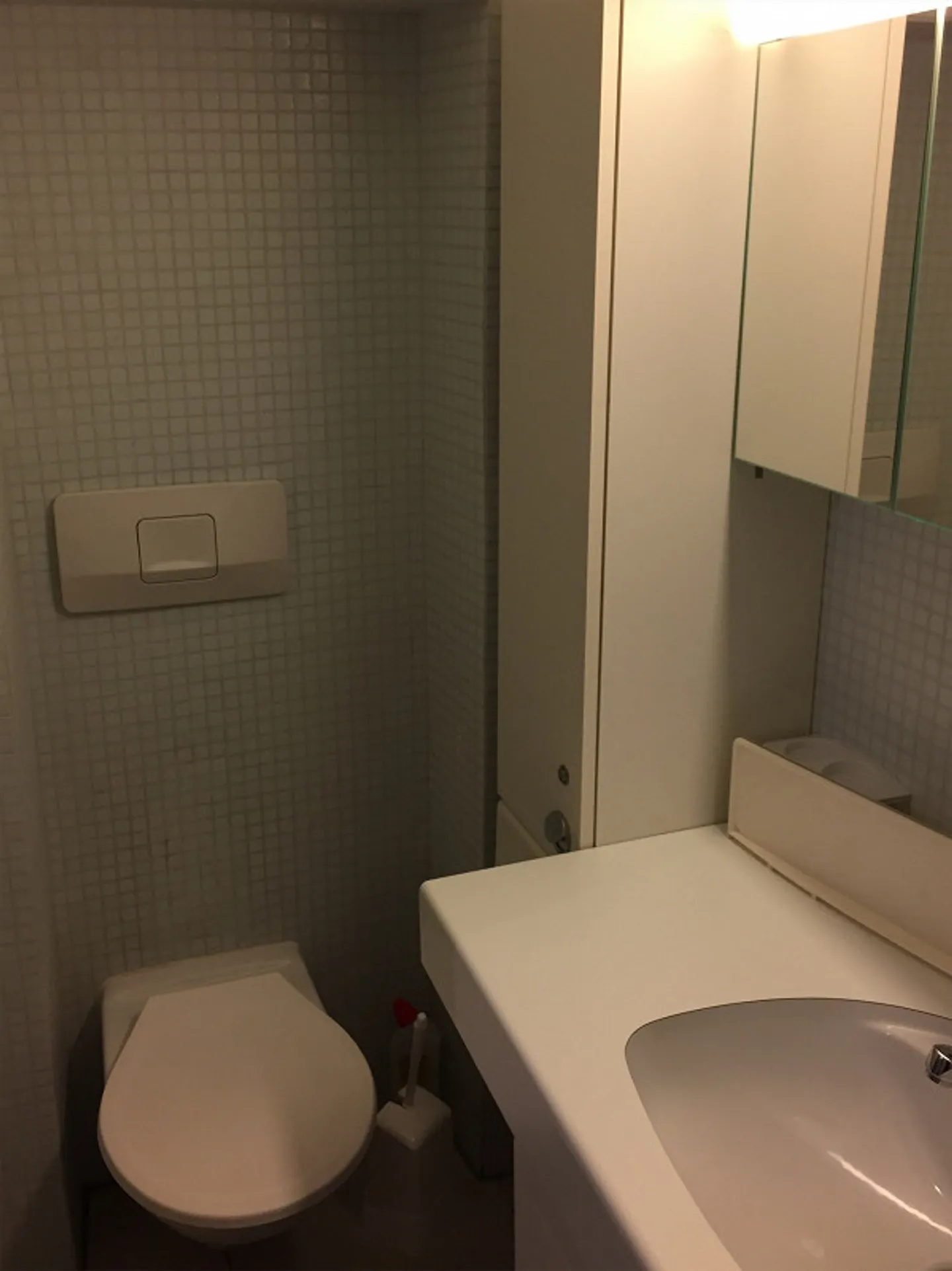 Brissago; 2.5 Dachwohnung mit Terrasse - Foto 15 von 16