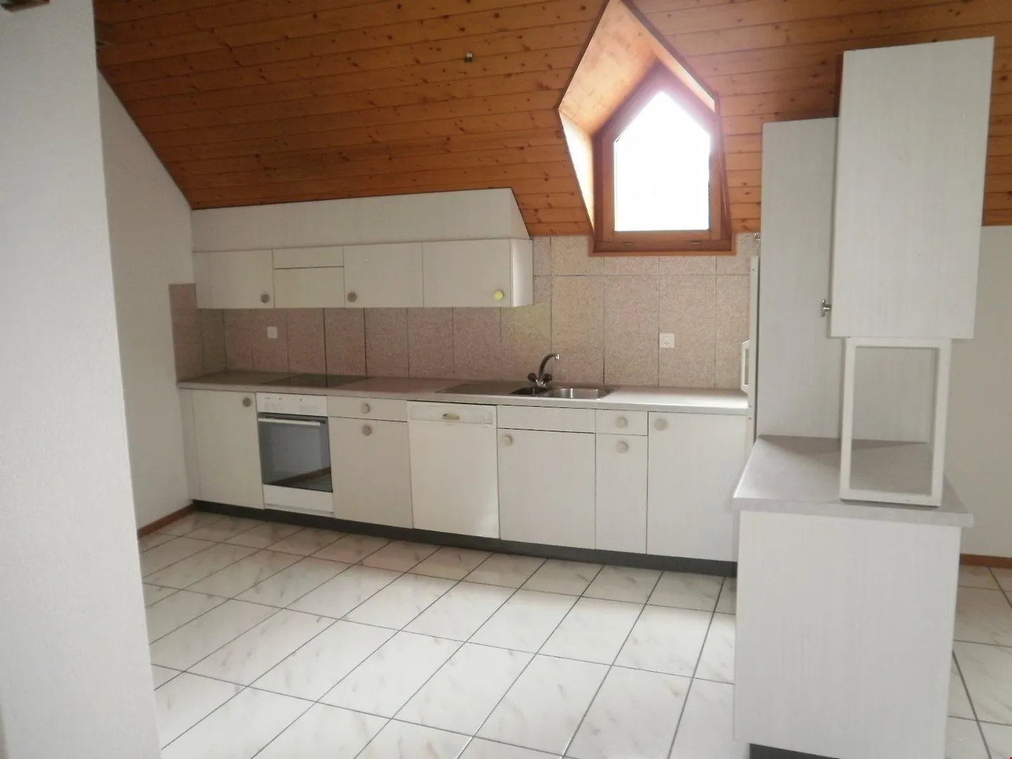 Appartamento 3.5 stanze con balcone - Foto 2 di 7