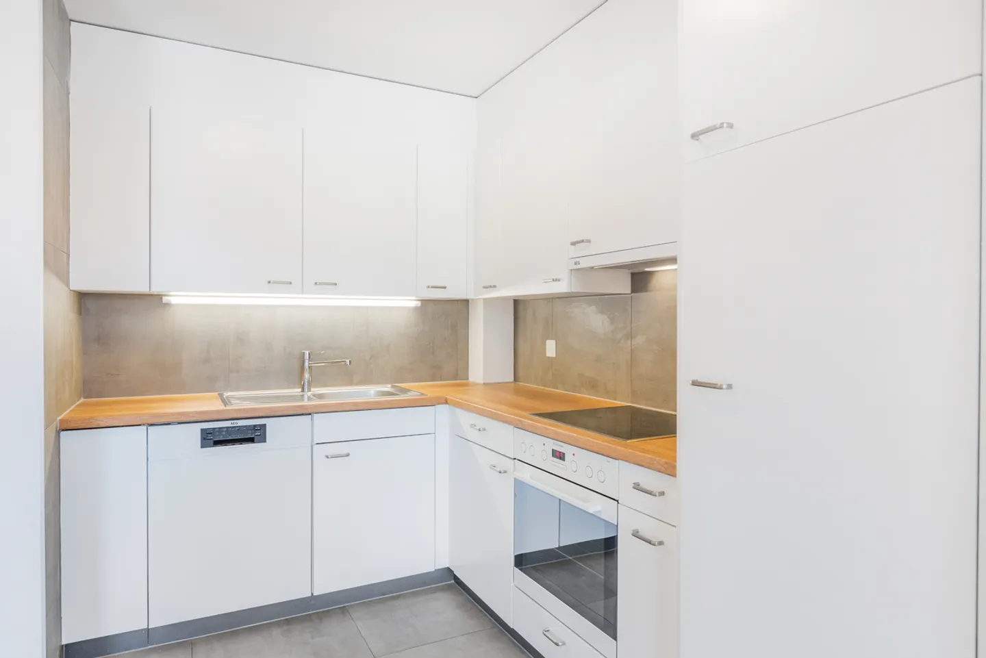 3-Zimmer-Wohnung mit Balkon und Parkplatz - Neyruz - Foto 4 von 8