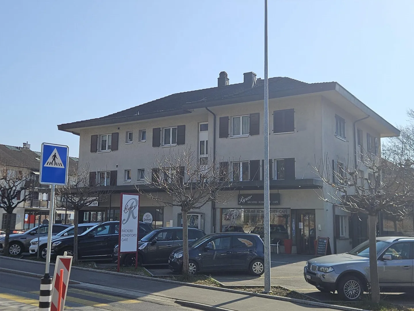Ampio appartamento di 3,5 locali a Hünibach - Foto 13 di 13