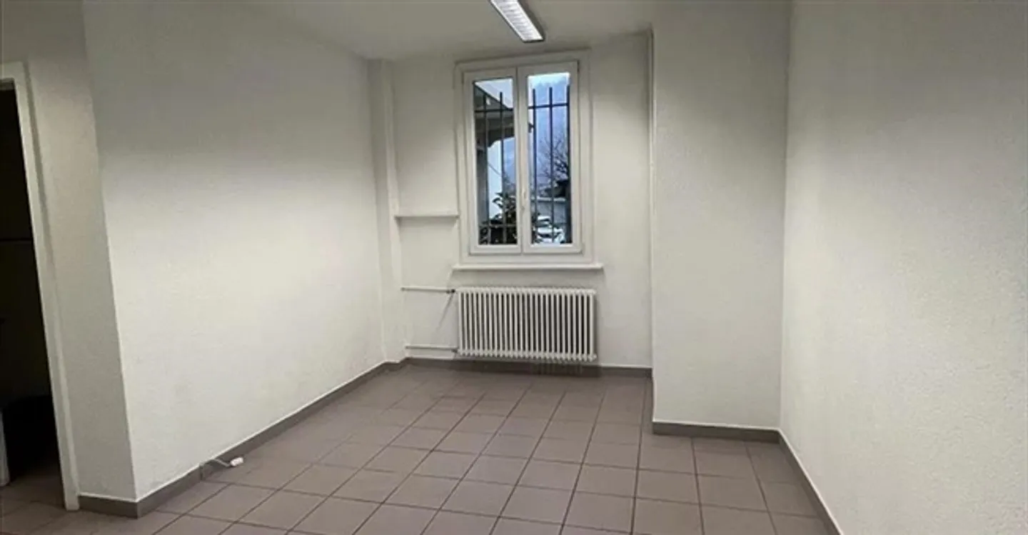 Arcade - Photo 6 of 9