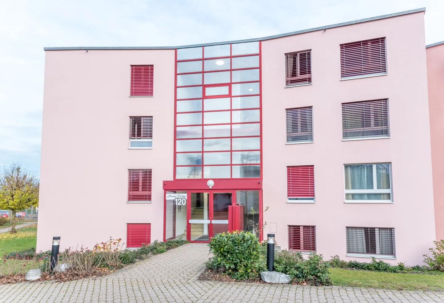 3-Zimmer-Wohnung mit Balkon und Parkplatz - Neyruz - Foto 7 von 8