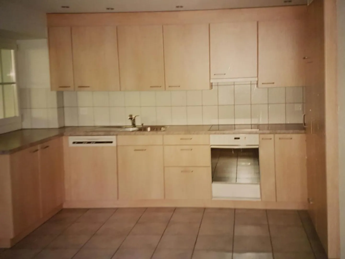 Maison de famille en rangée de 5,5 pièces - Photo 3 sur 5