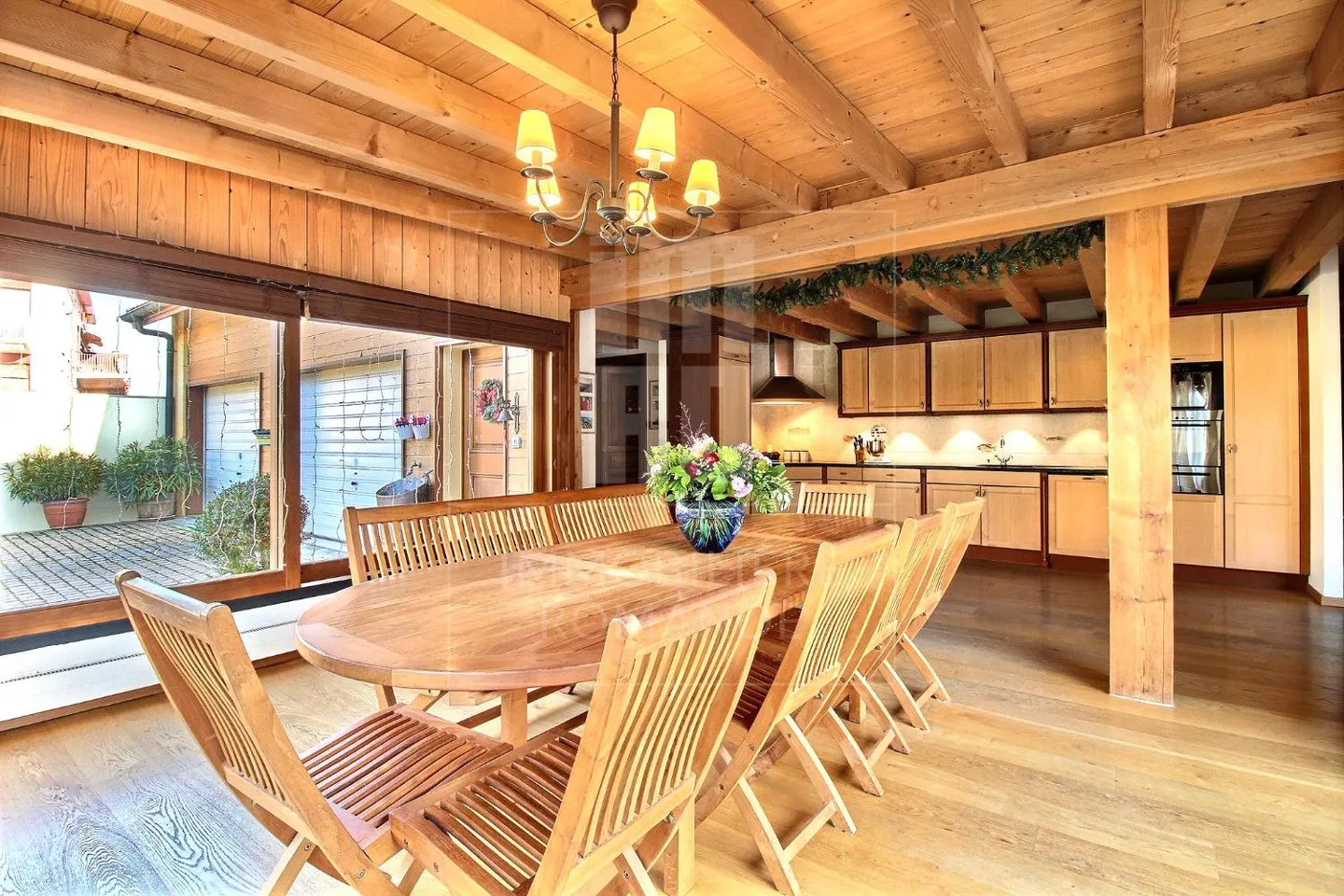 Gemischt genutztes Gebäude 8 Zimmer - Foto 7 von 13