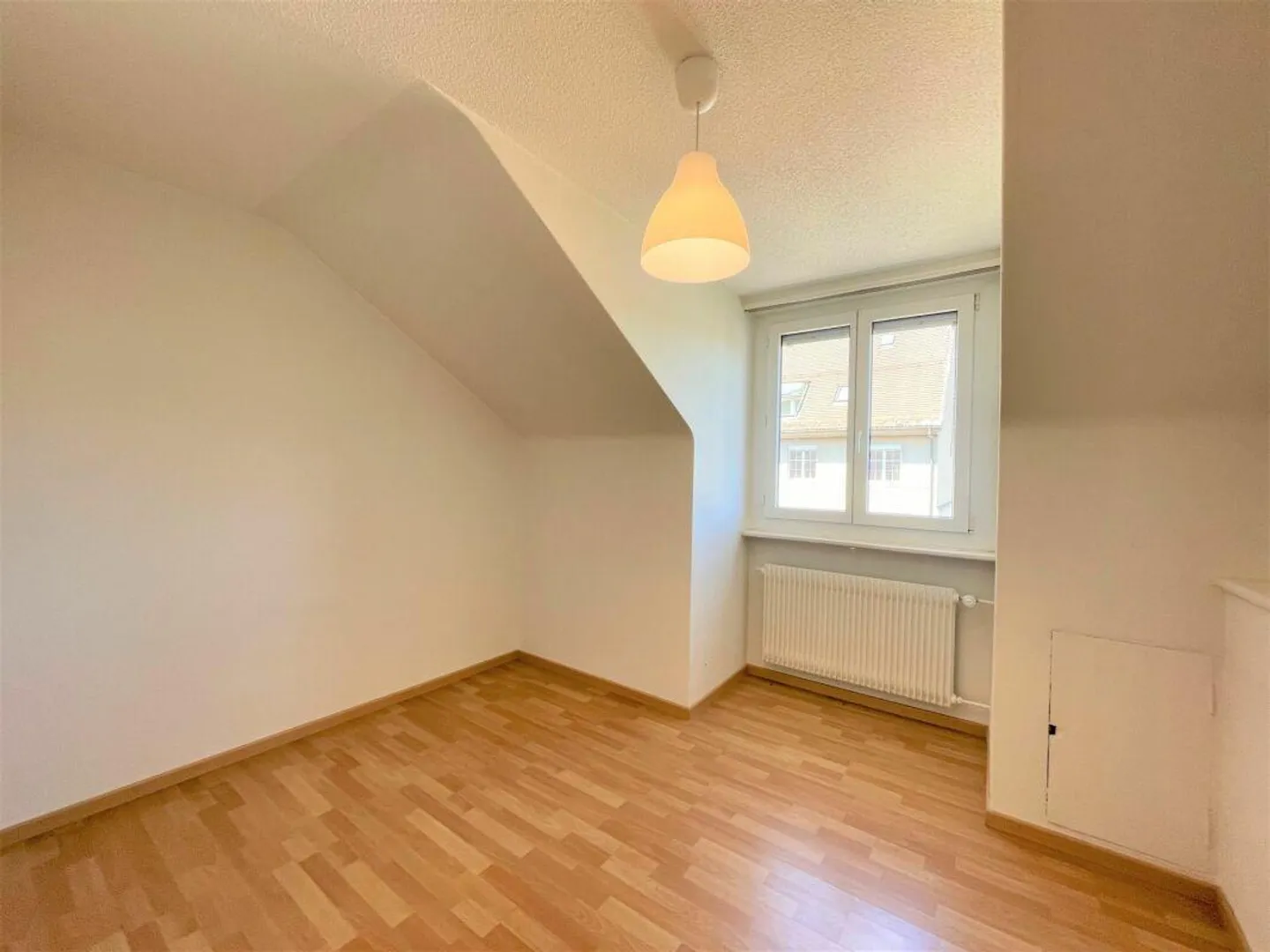 Centrally located, spacious apartment in the heart of St. Gallen - Photo 6 of 9