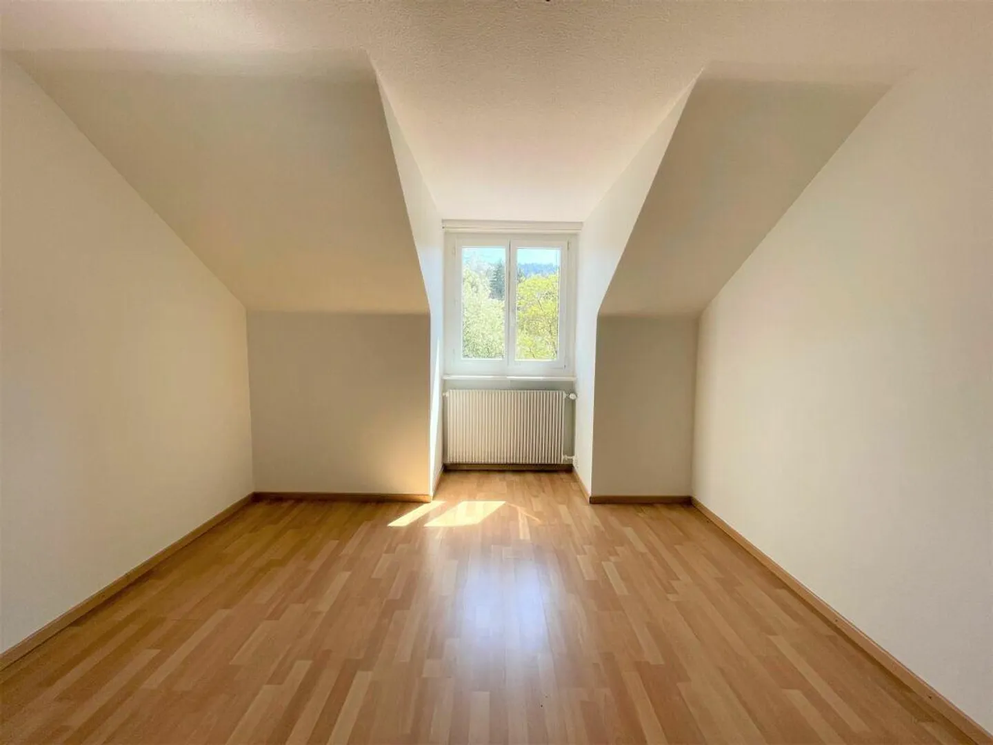 Centrally located, spacious apartment in the heart of St. Gallen - Photo 7 of 9