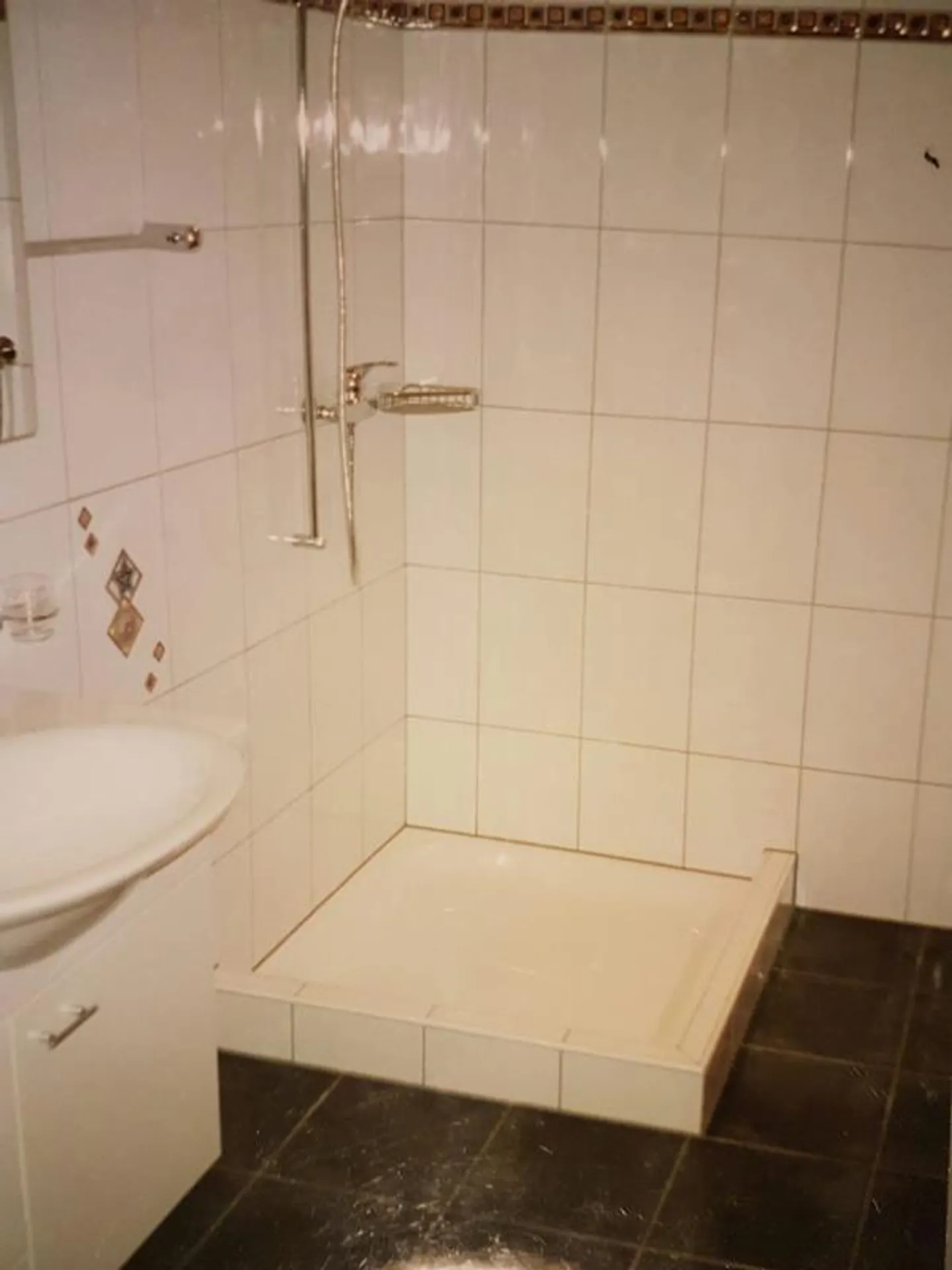 Maison de famille en rangée de 5,5 pièces - Photo 5 sur 5