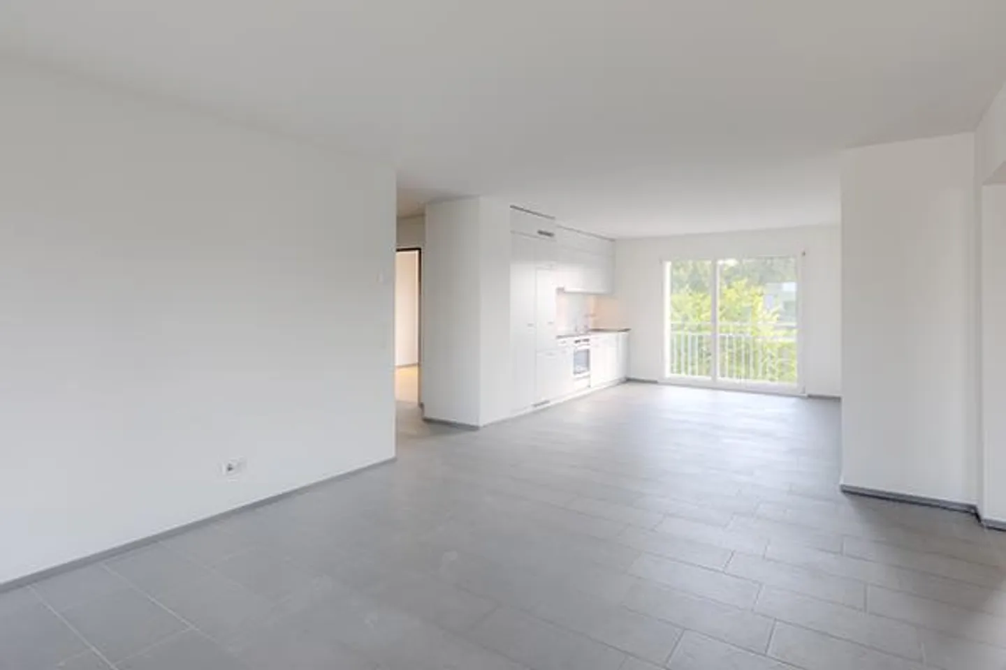 RENT WITHOUT DEPOSIT! - Your apartment in the green! - Photo 3 of 7